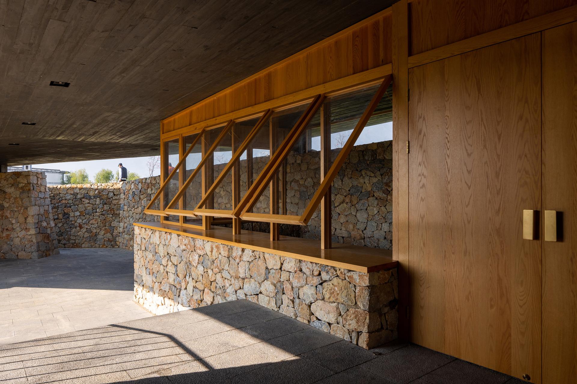 Dali Erhai Lake Ecological Rest Station - image 19