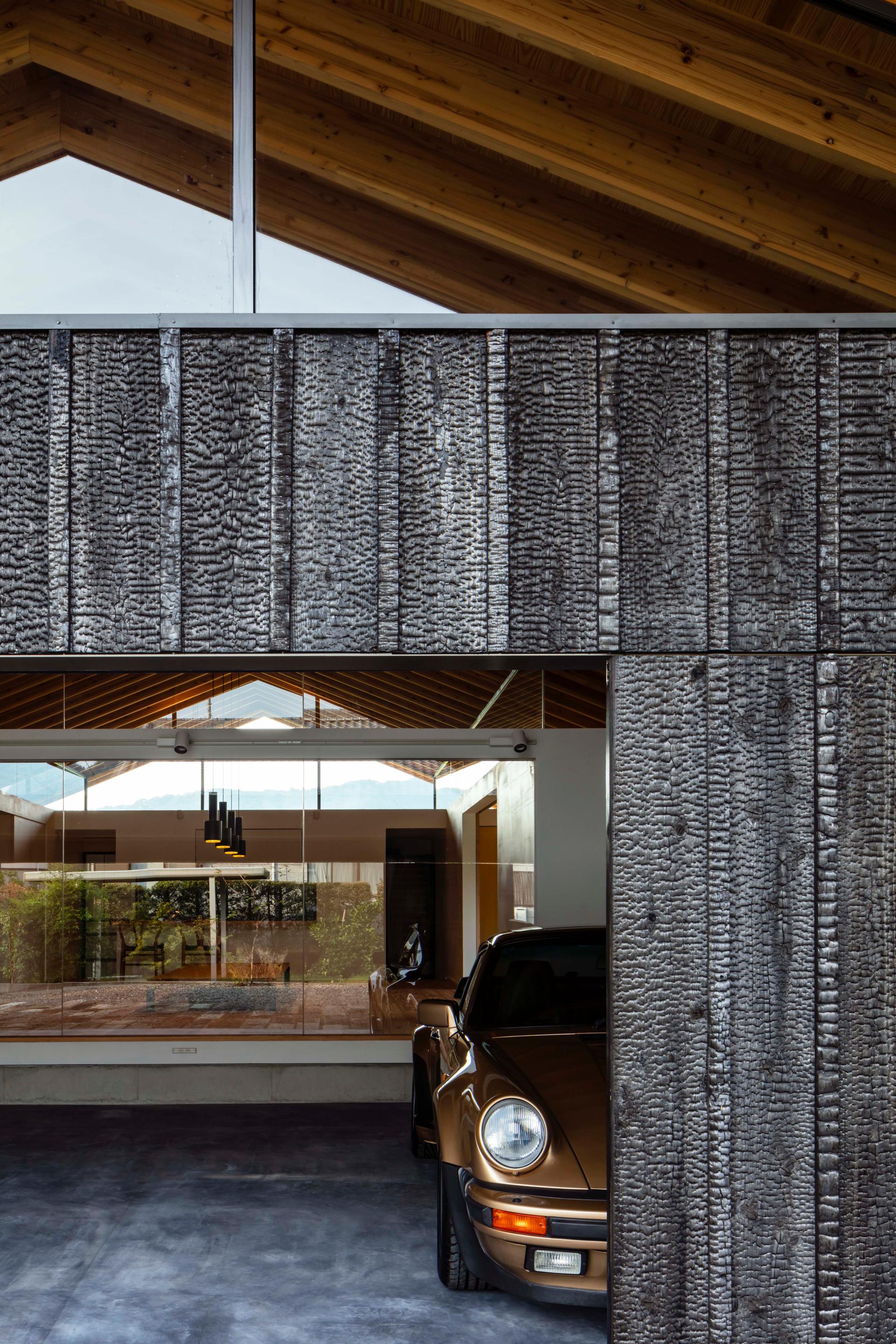 Air House - image 6