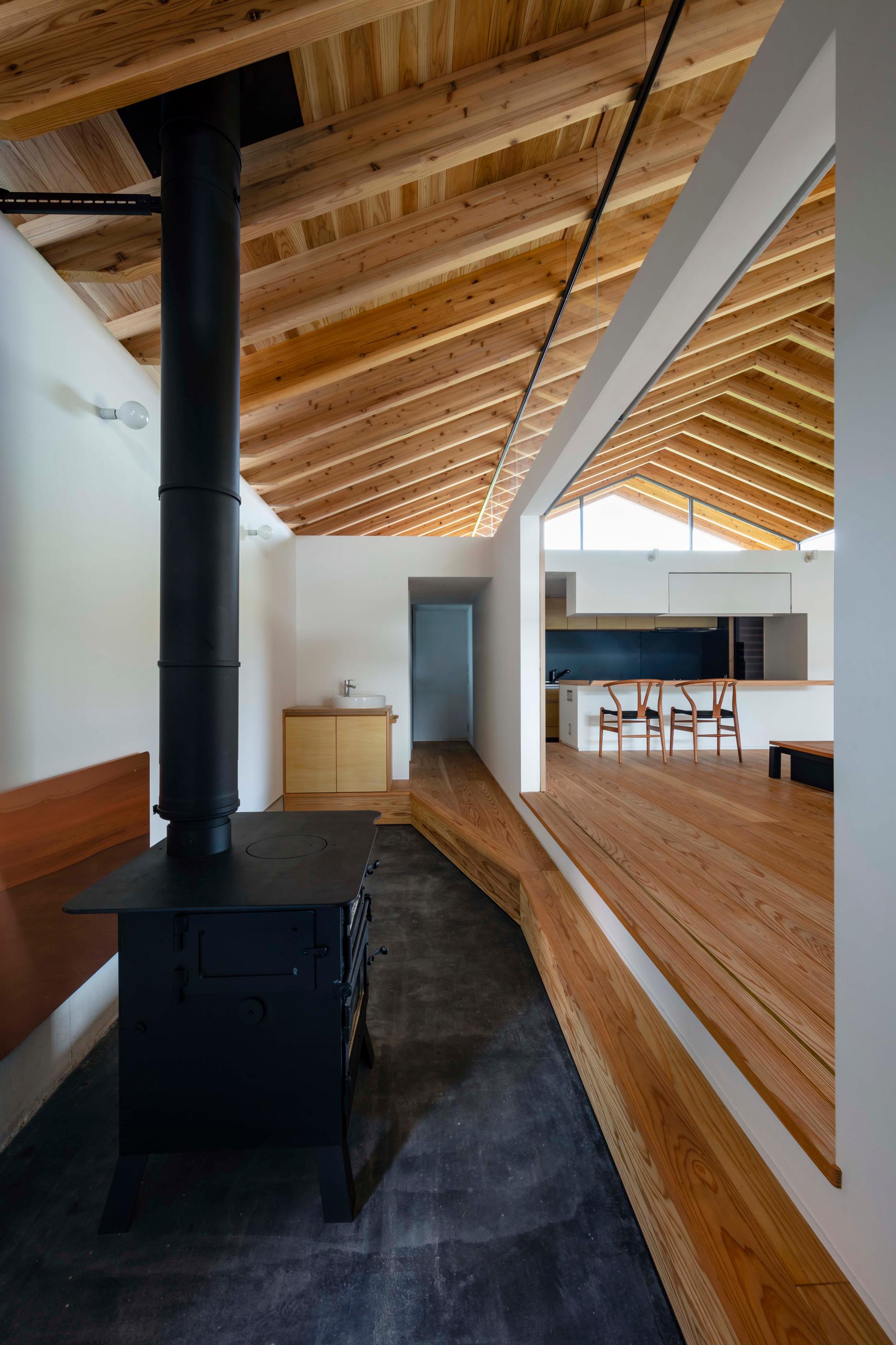 Air House - image 12