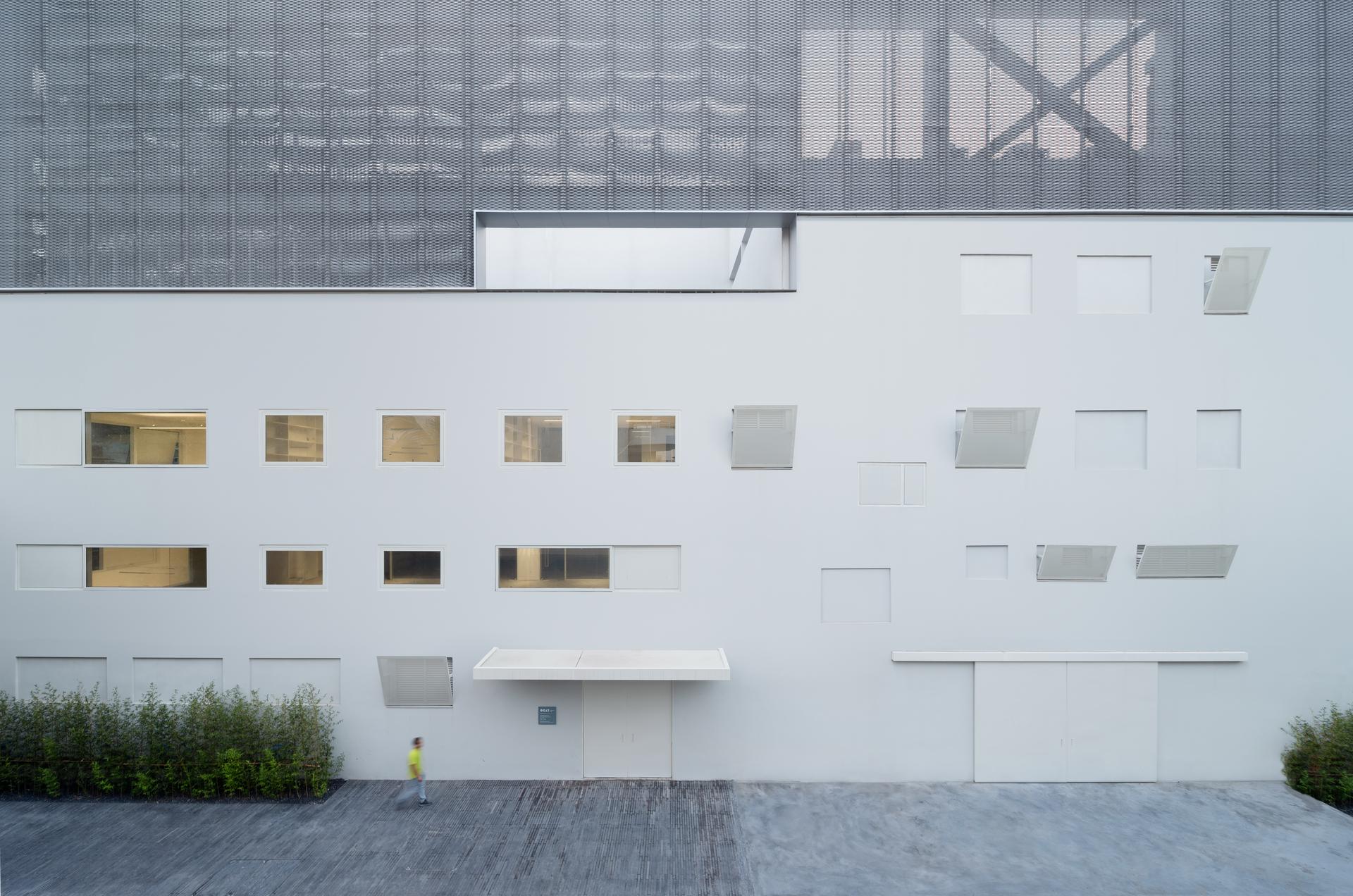 OCAT(OCT Contemporary Art Terminal) - B10 - image 7