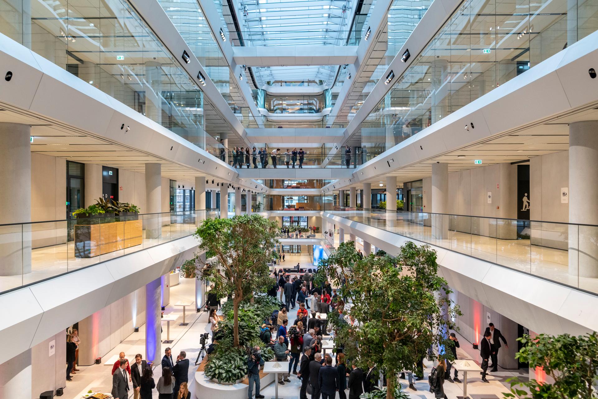 MOL Headquarters - image 5