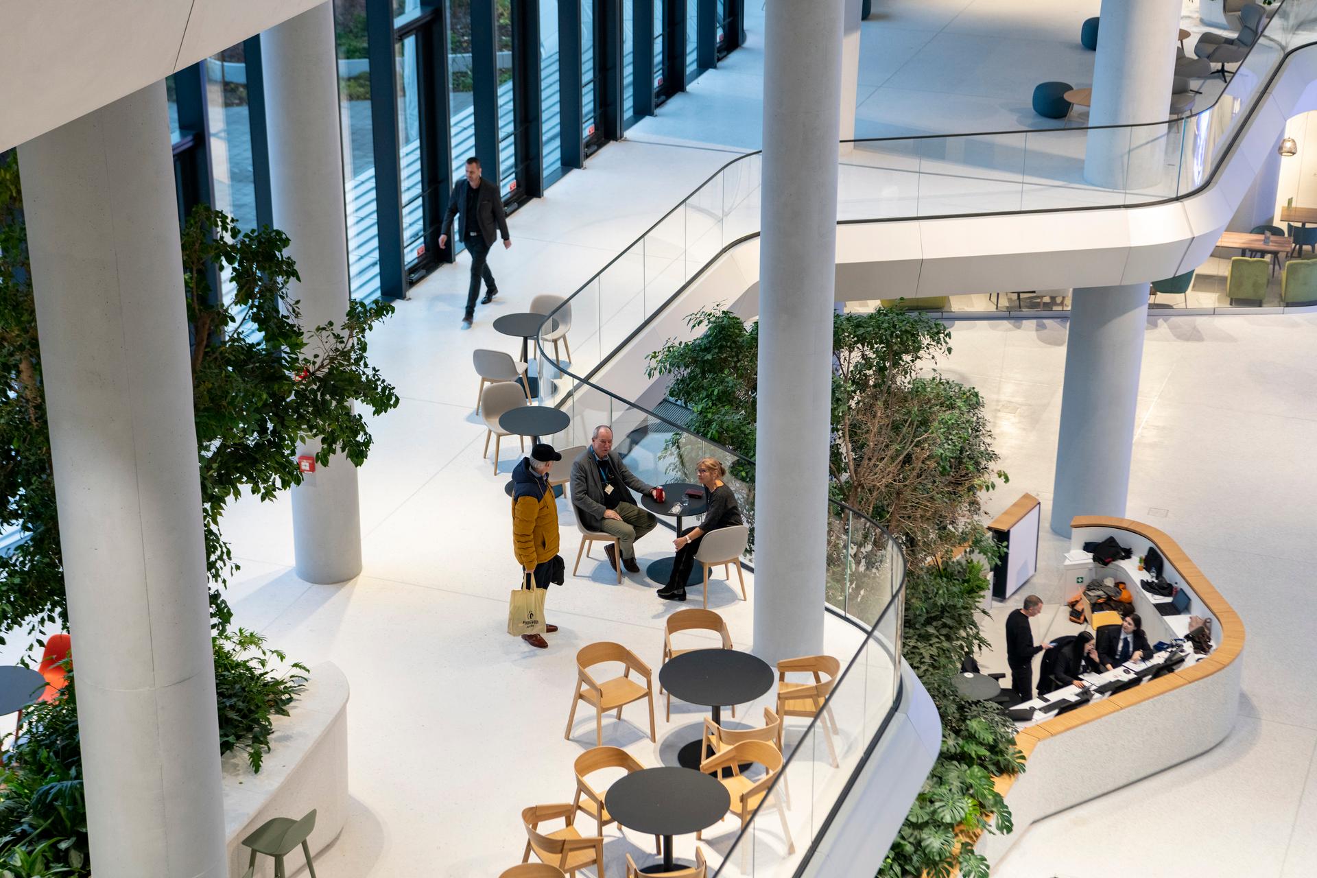 MOL Headquarters - image 7