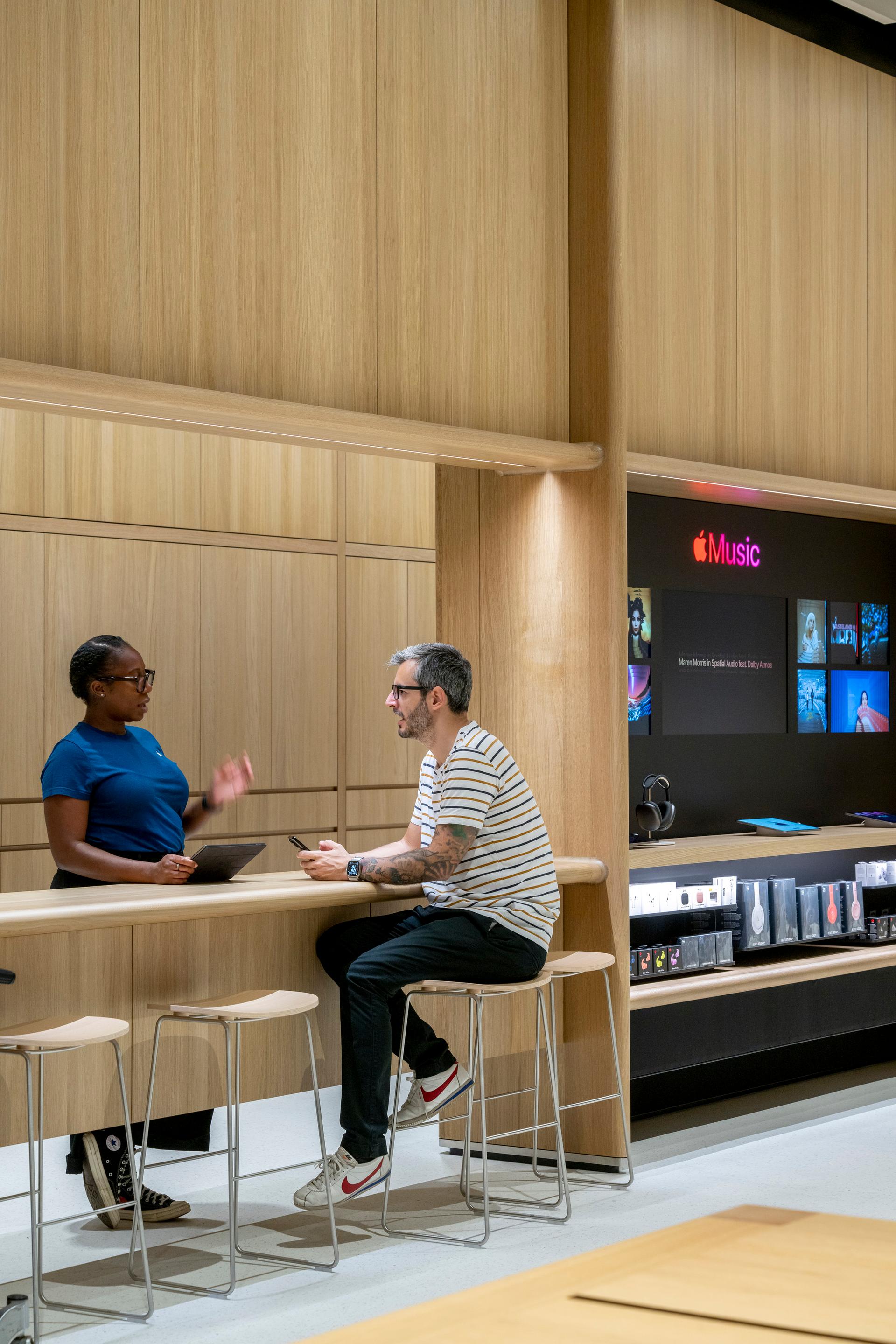Apple Battersea - image 3