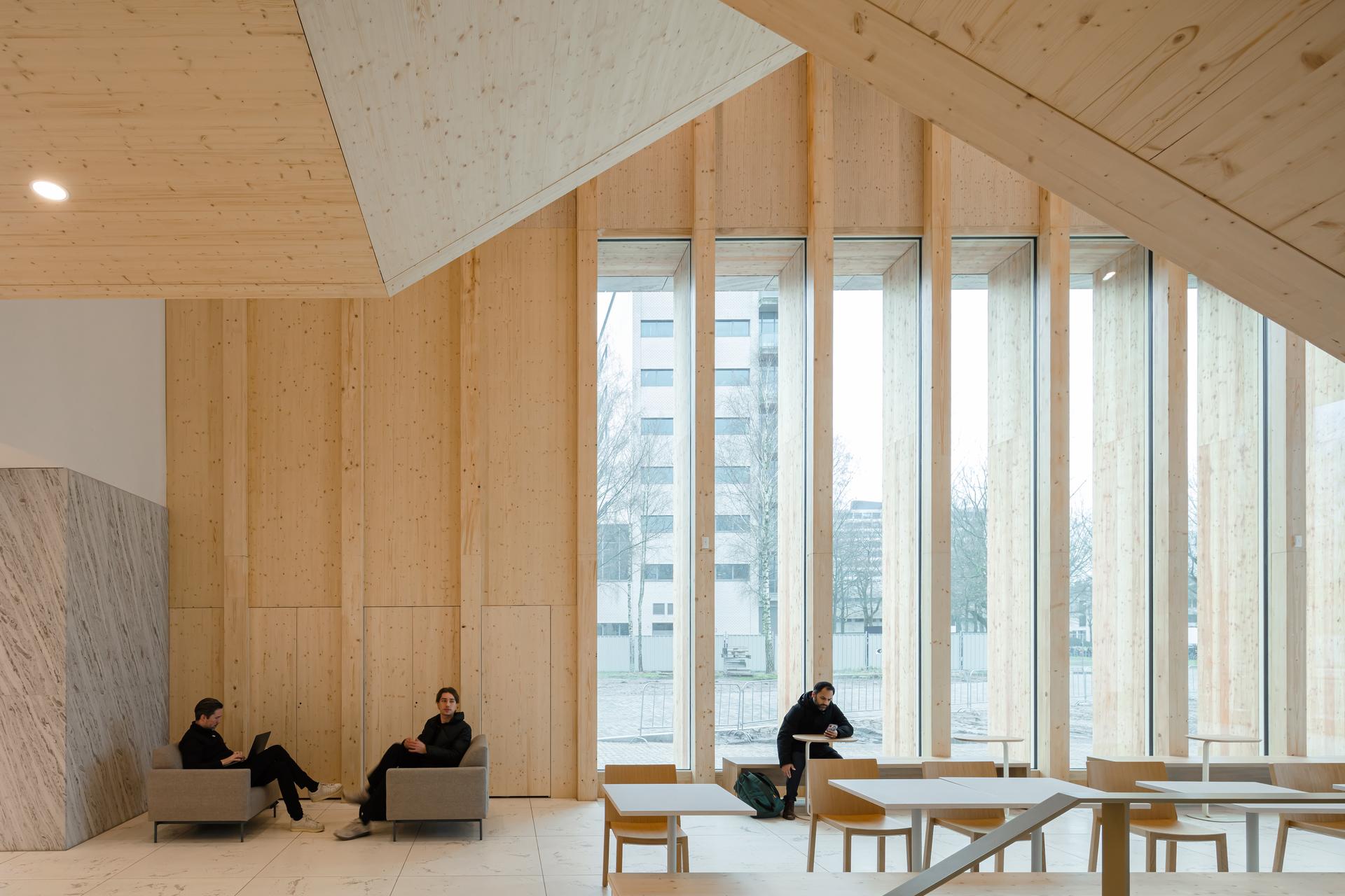 Marga Klompé Building - image 6