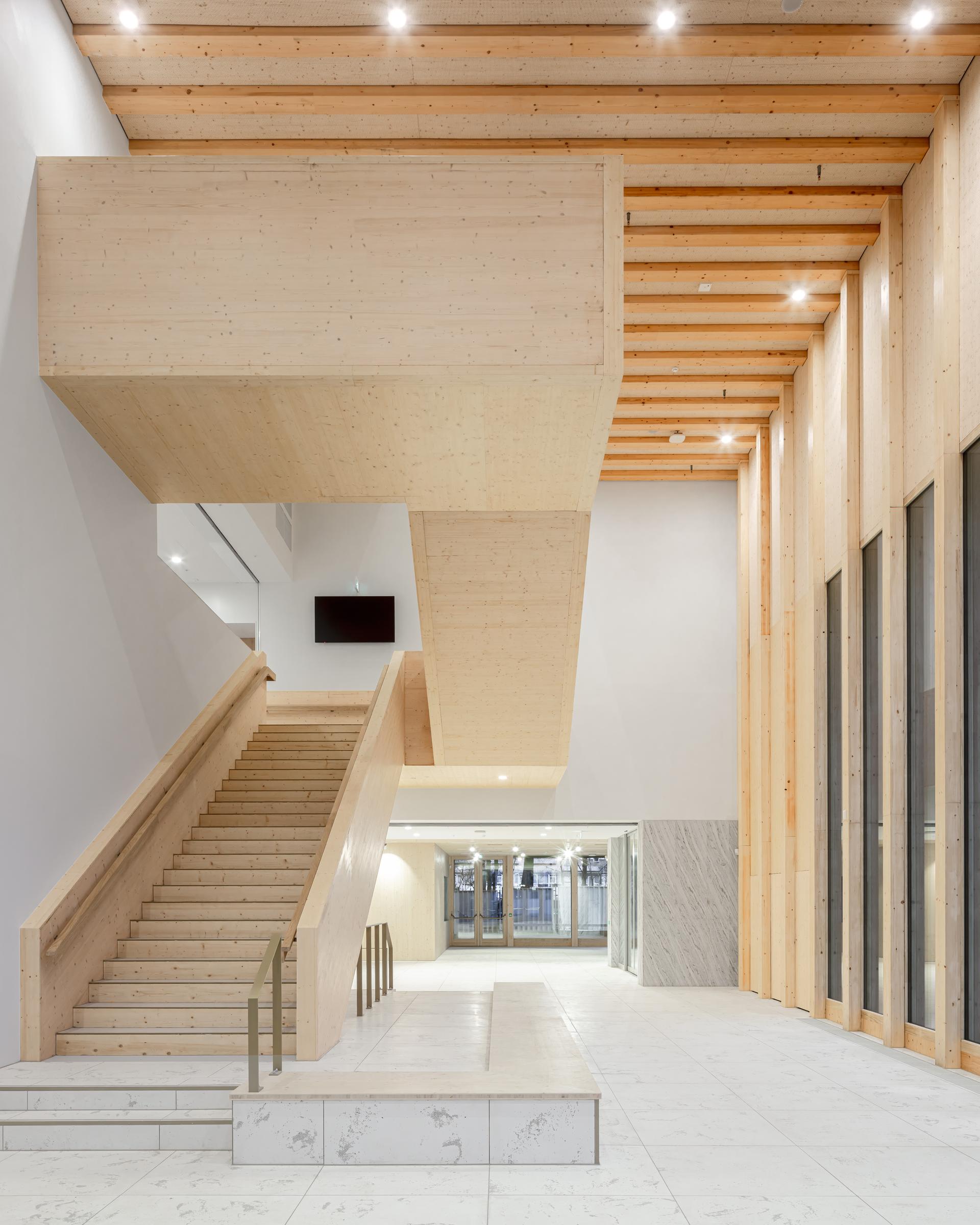 Marga Klompé Building - image 10