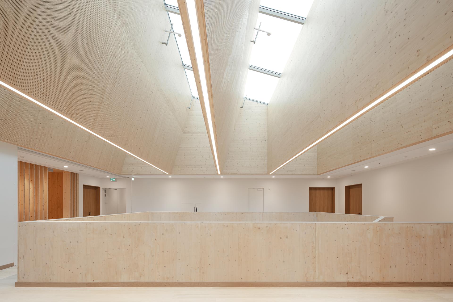 Marga Klompé Building - image 35