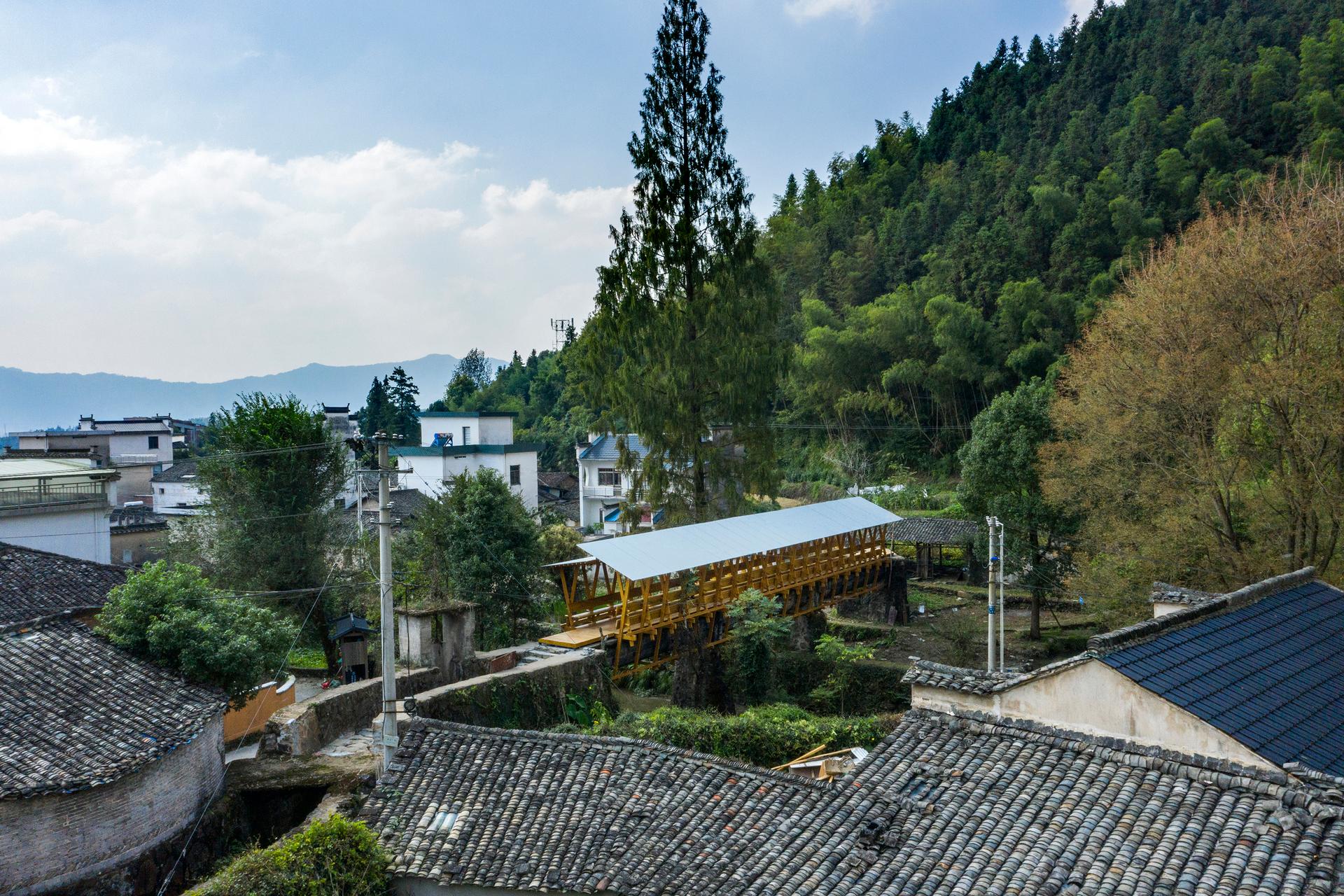 FW JI·Covered Bridge on Aqueduct - image 3