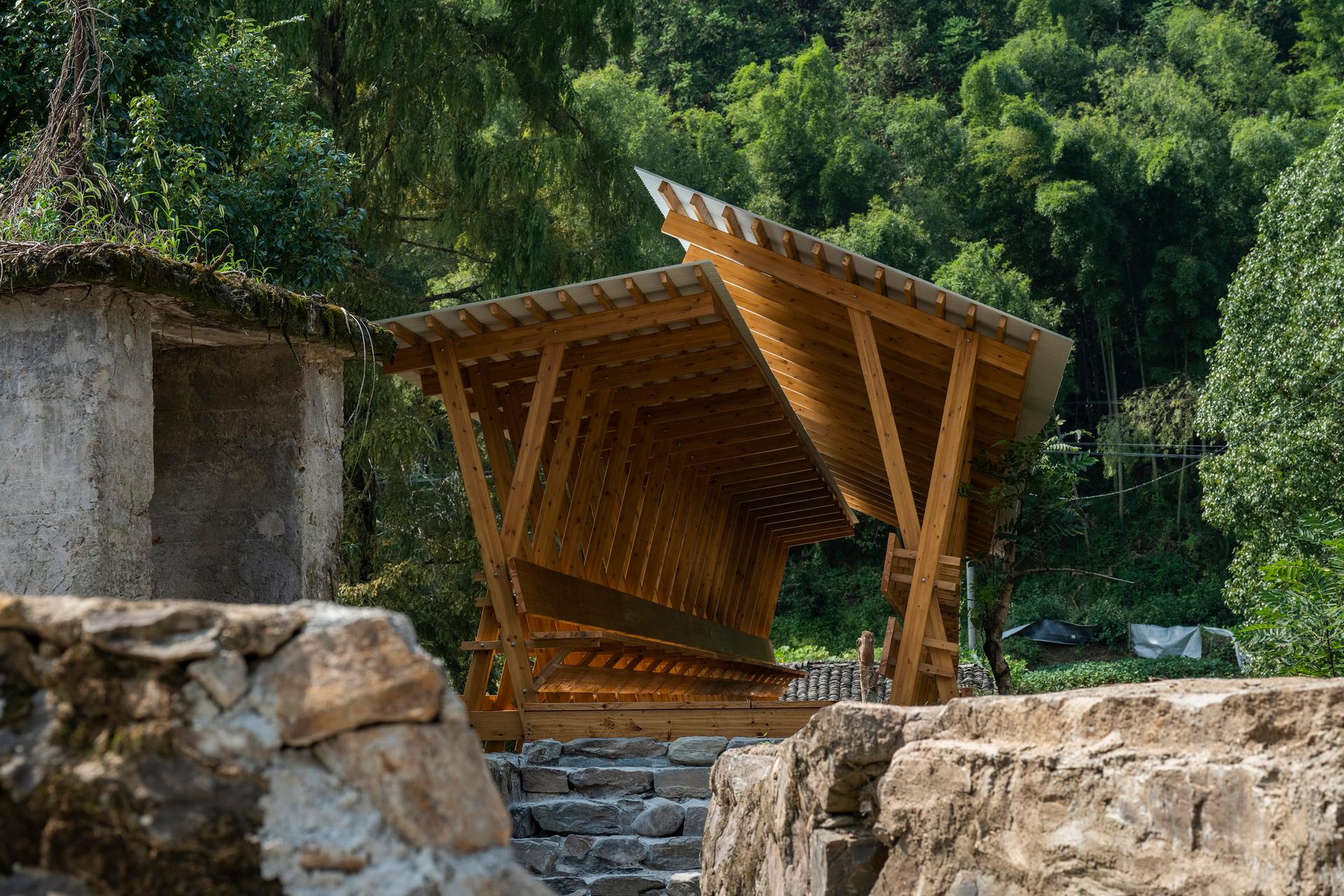 FW JI·Covered Bridge on Aqueduct - image 20