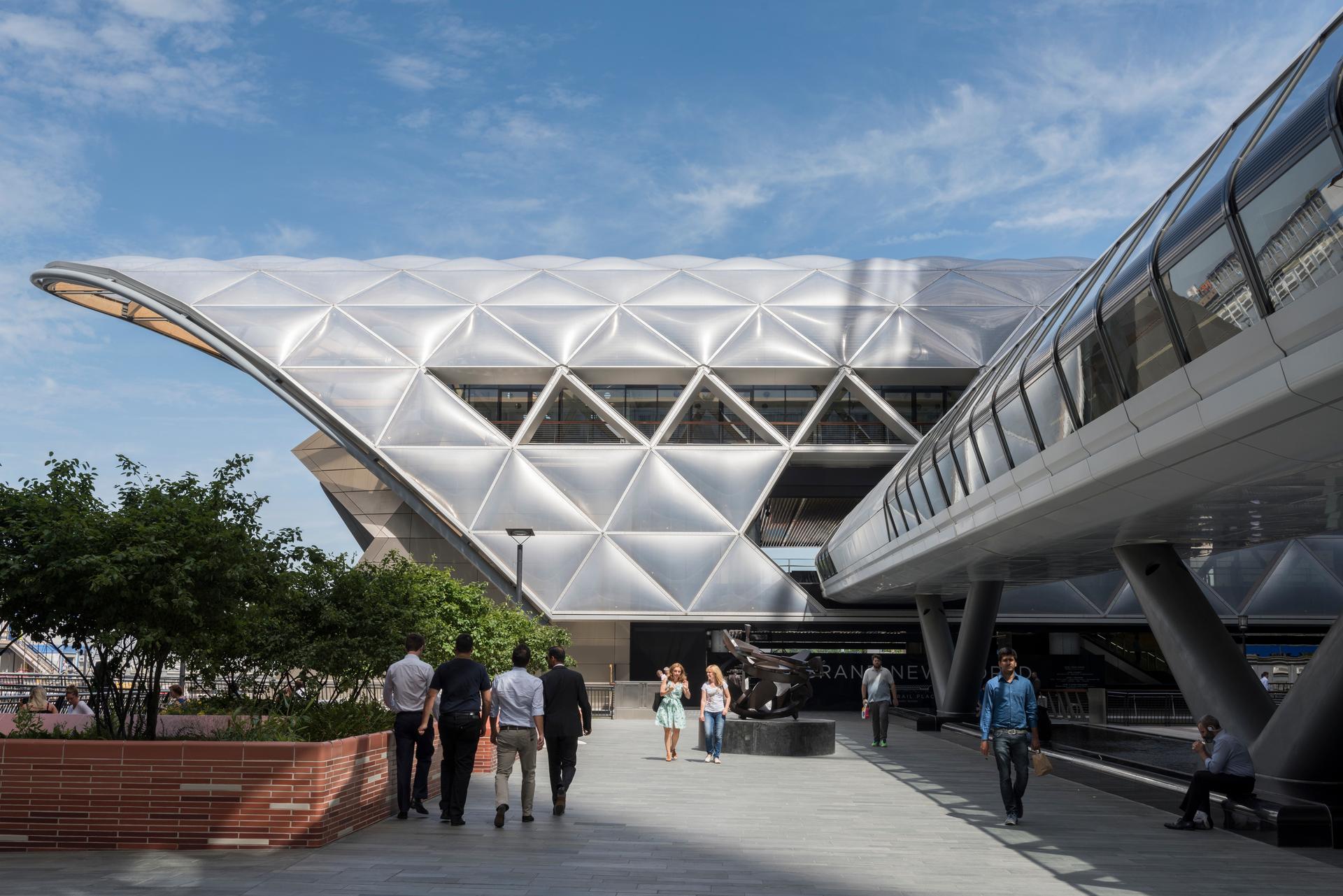 Canary Wharf Crossrail - image 2