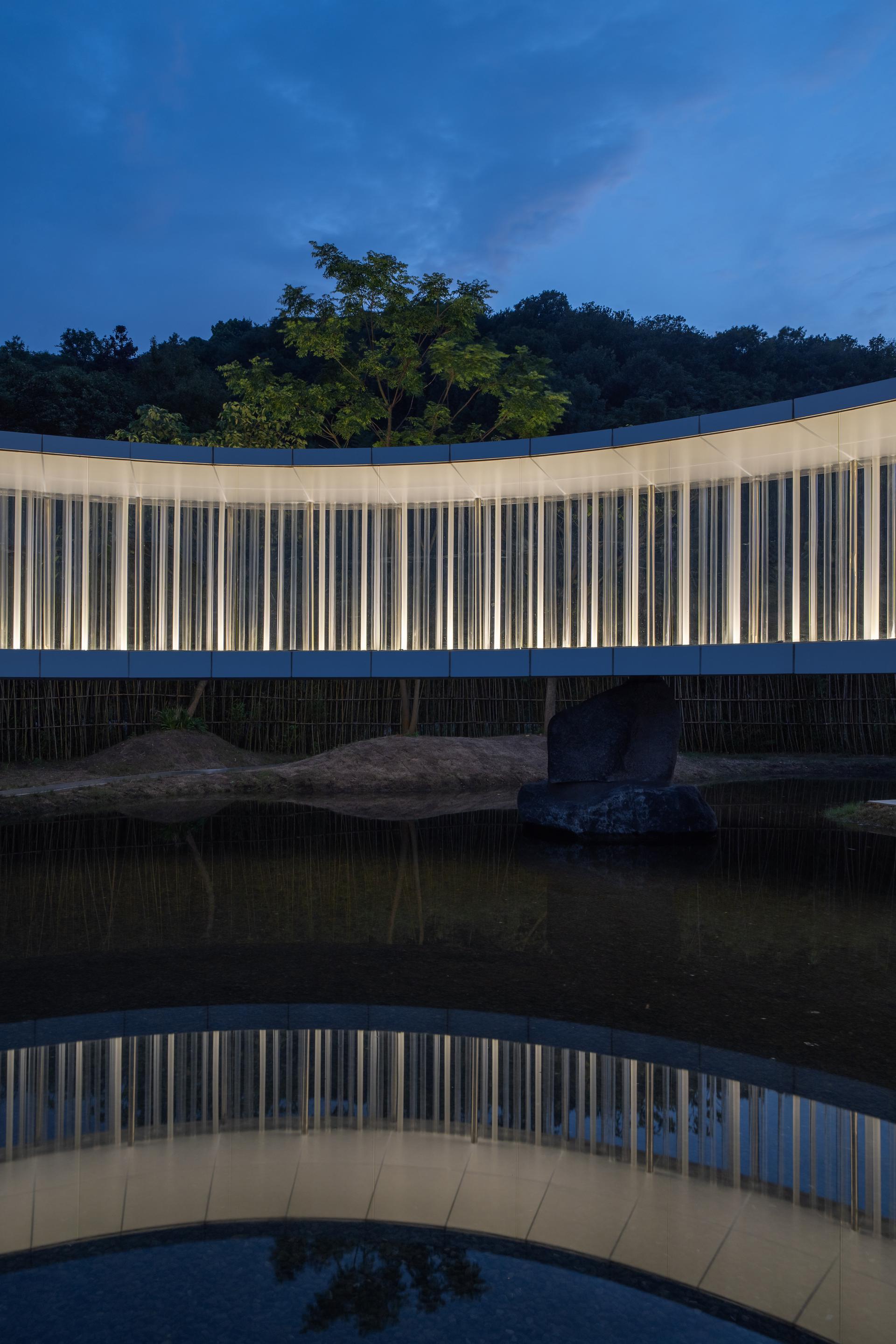 Lakeside Teahouse - image 18