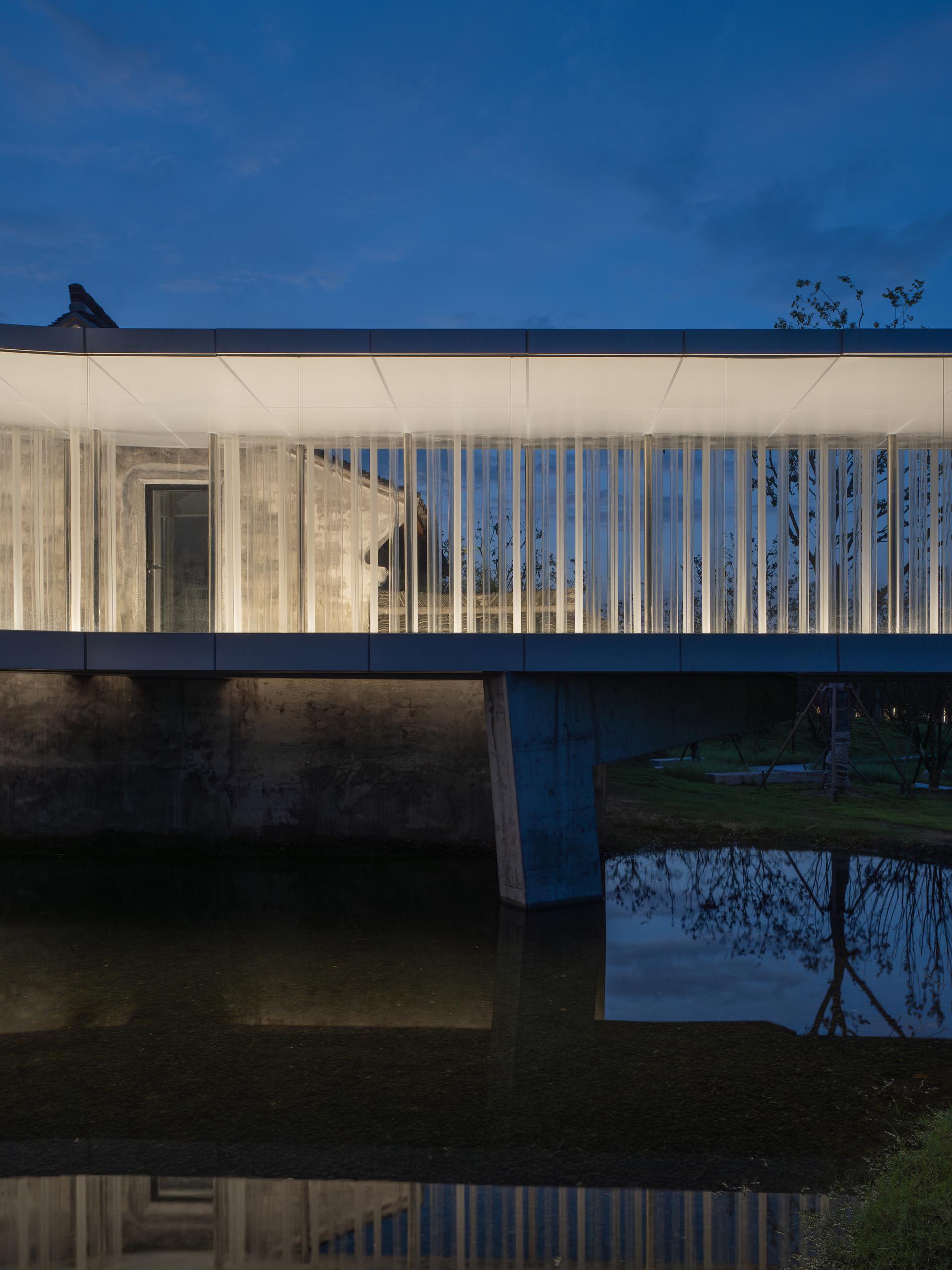 Lakeside Teahouse - image 19
