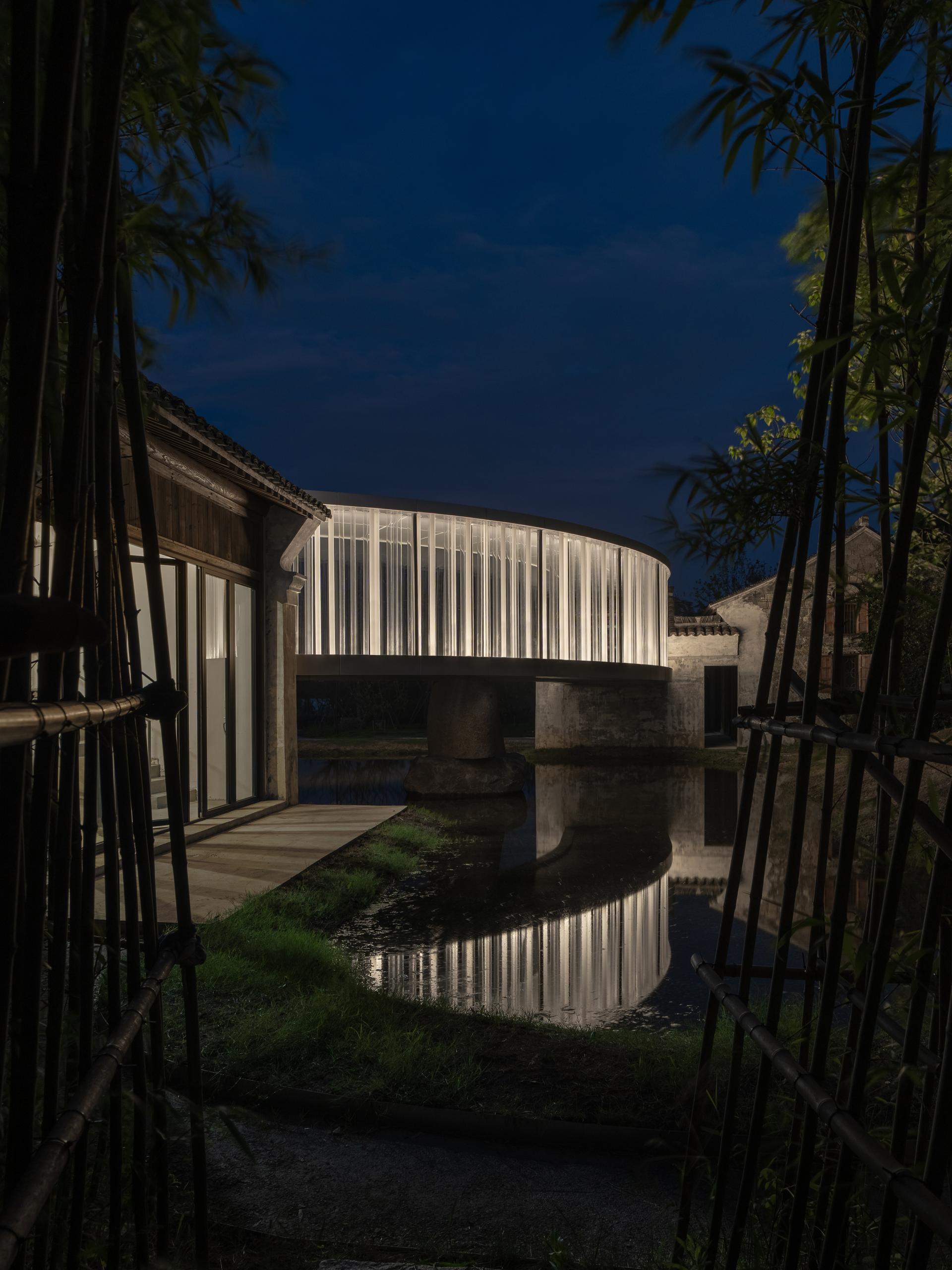 Lakeside Teahouse - image 20