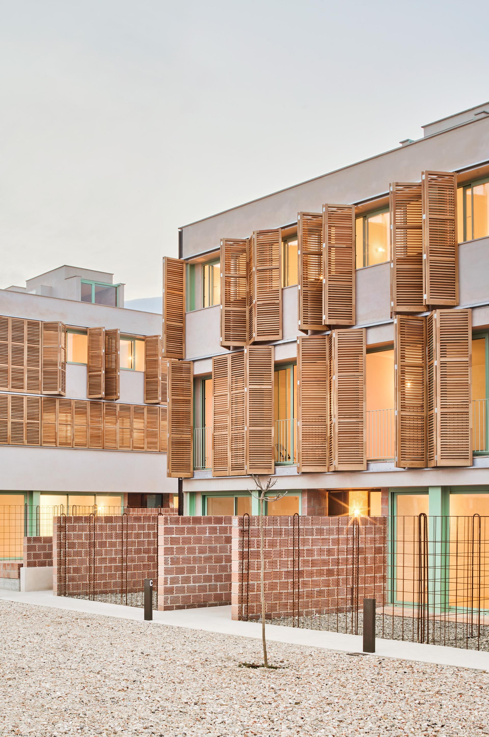 54 social housing in Inca, Mallorca, Balearic Islands - image 7