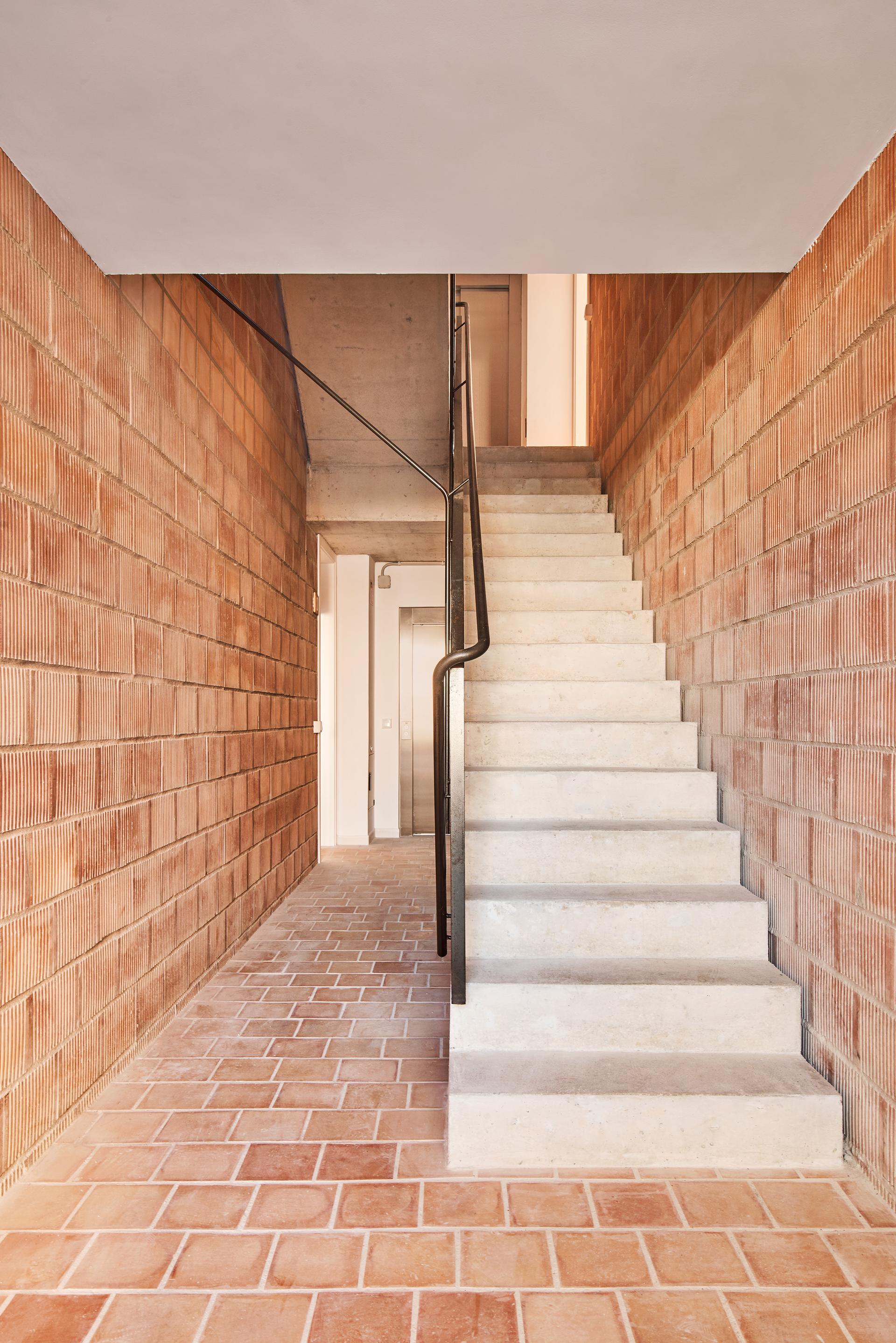 54 social housing in Inca, Mallorca, Balearic Islands - image 30