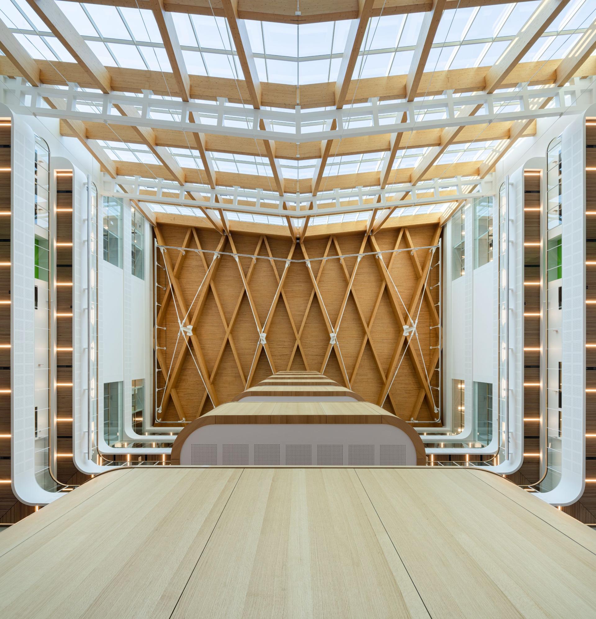 CNESST Head Office - image 2