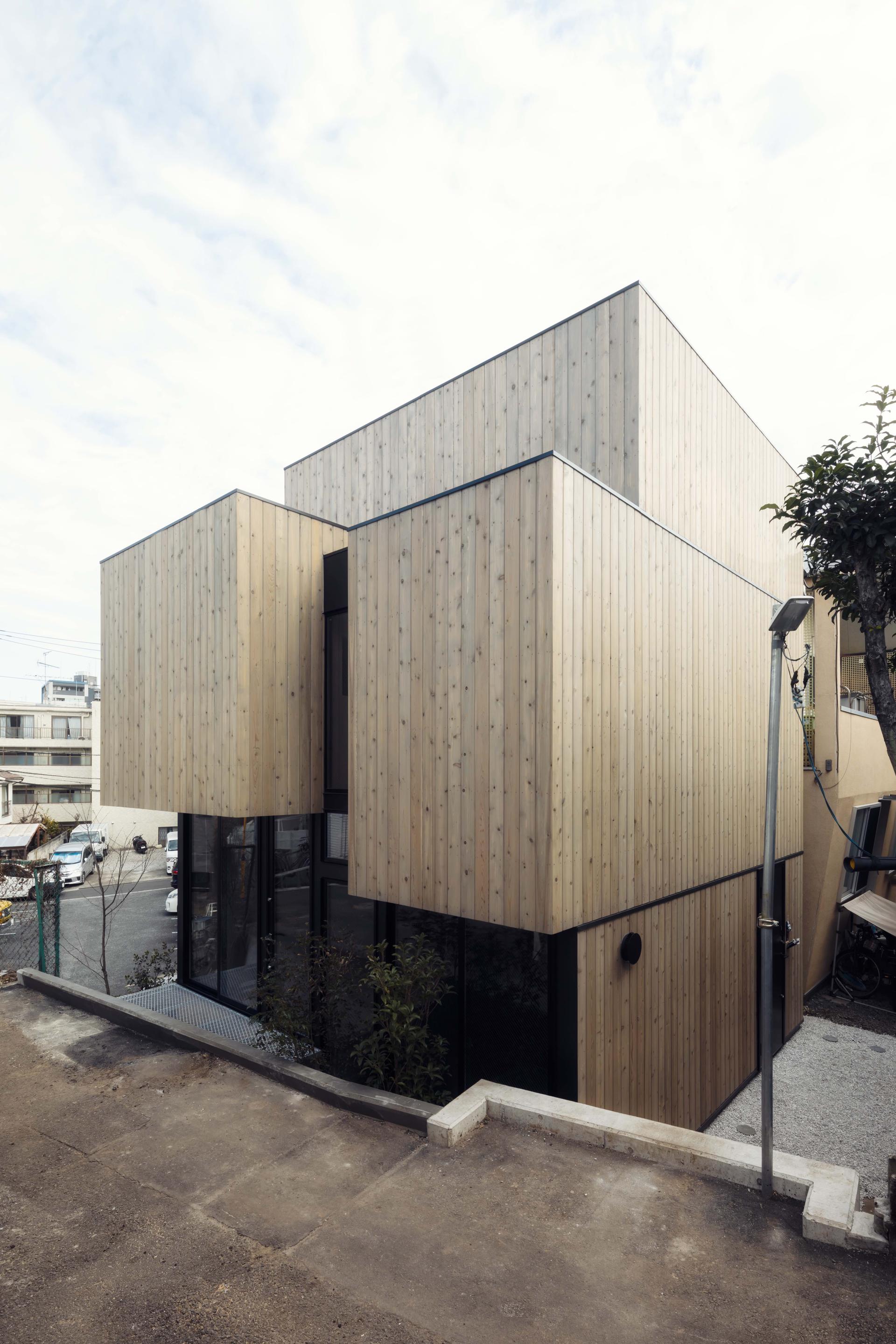 In-Between Dwelling - image 2