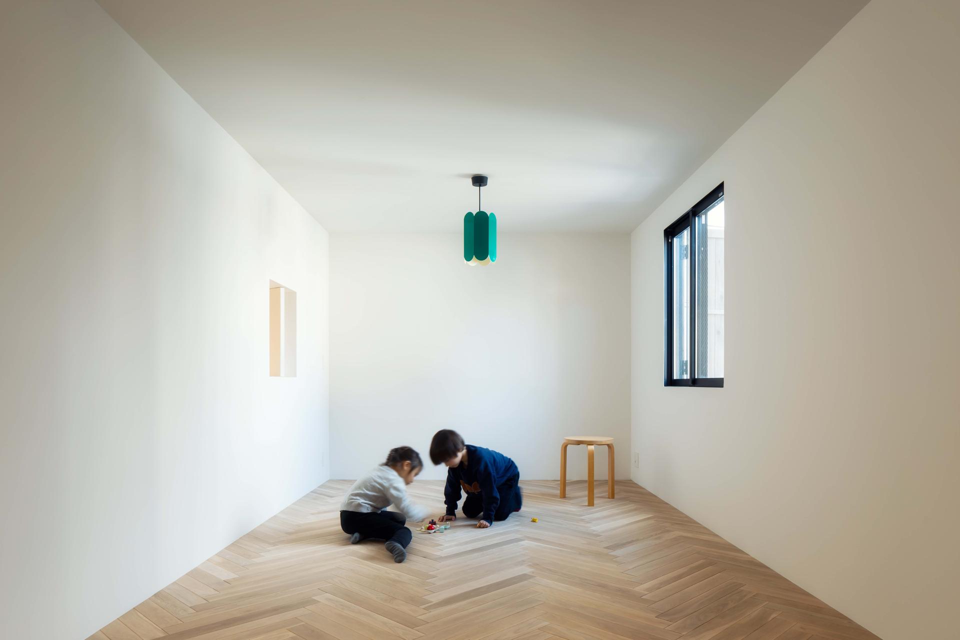 In-Between Dwelling - image 10