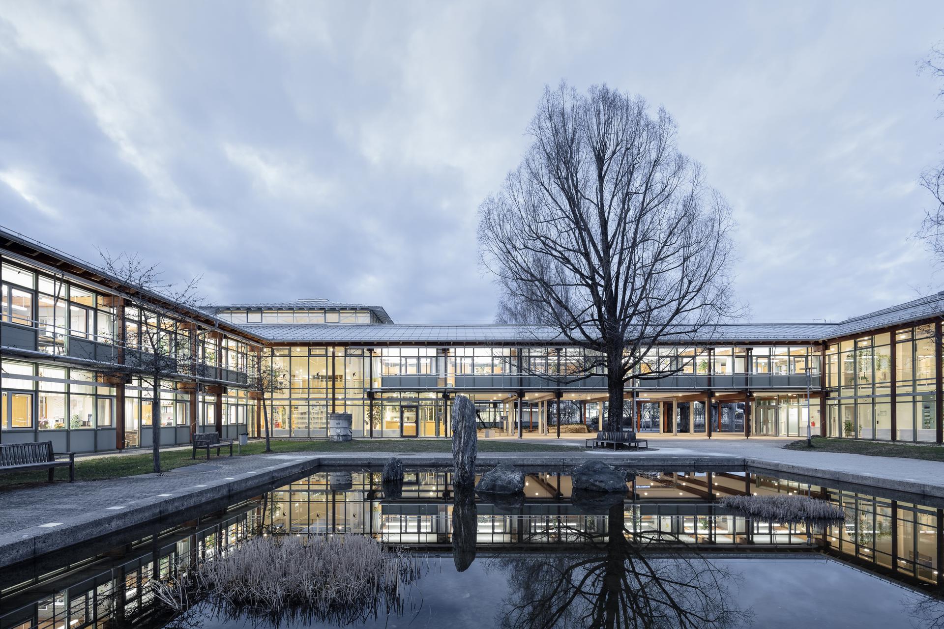 Extension of the District Office in Starnberg - image 3