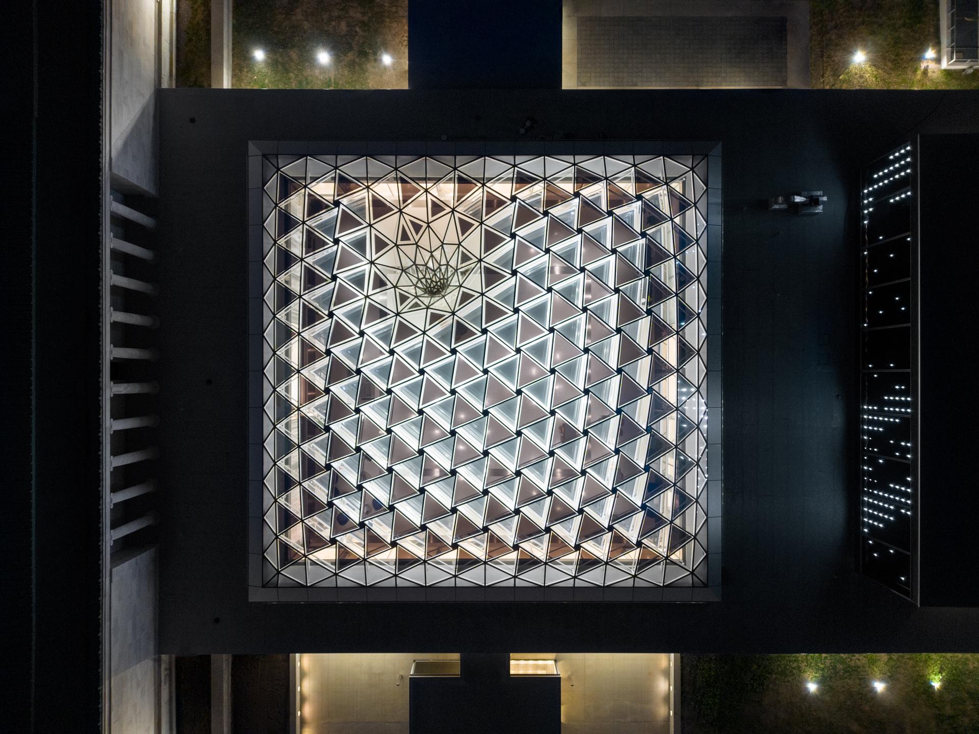 Common Sky - image 5