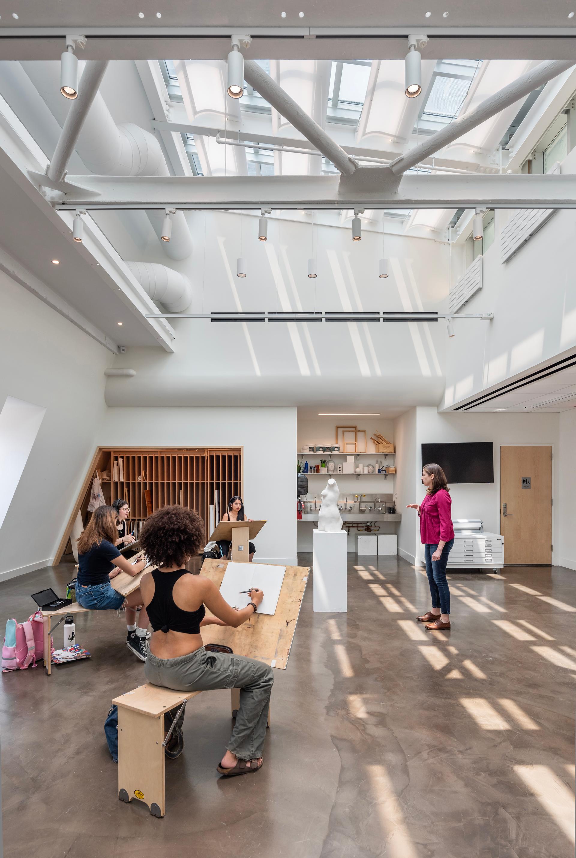 Marymount Manhattan College: The Judith Mara Carson Center for Visual Arts - image 12