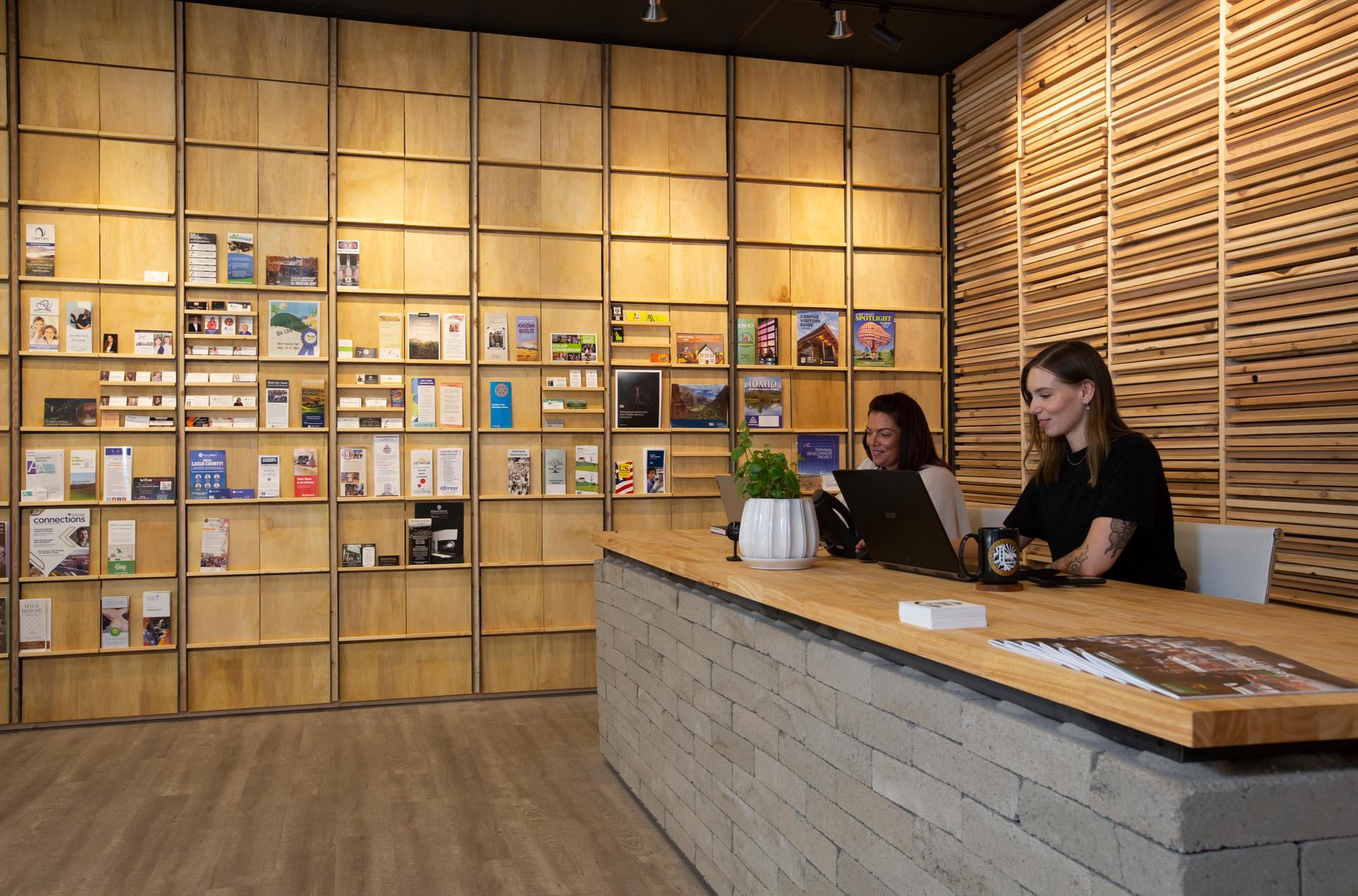 Moscow Chamber of Commerce and Visitor Center - image 3