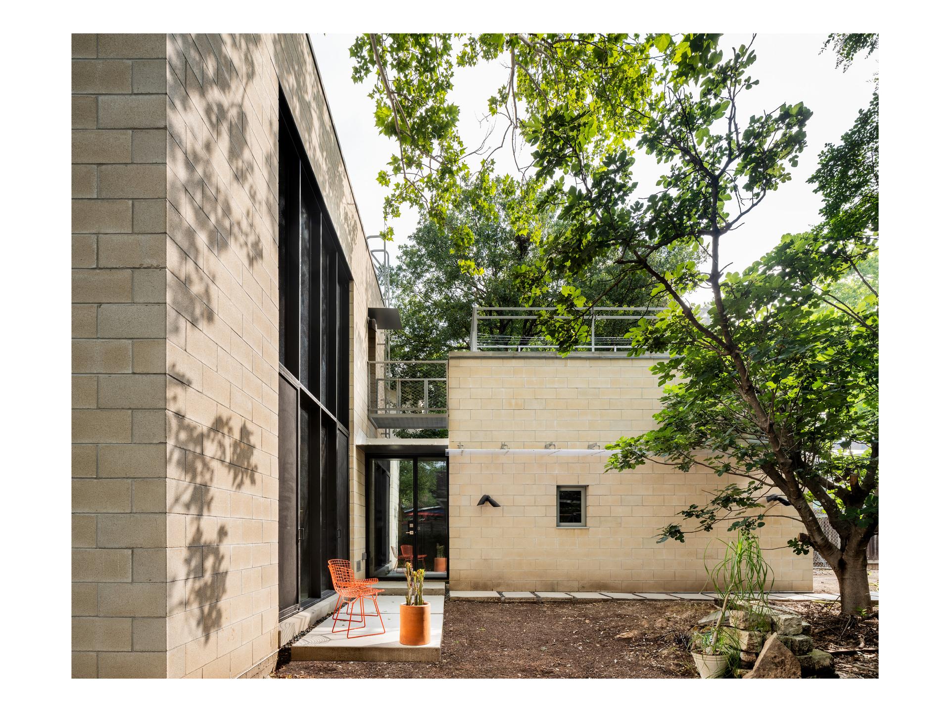 Block House - image 4