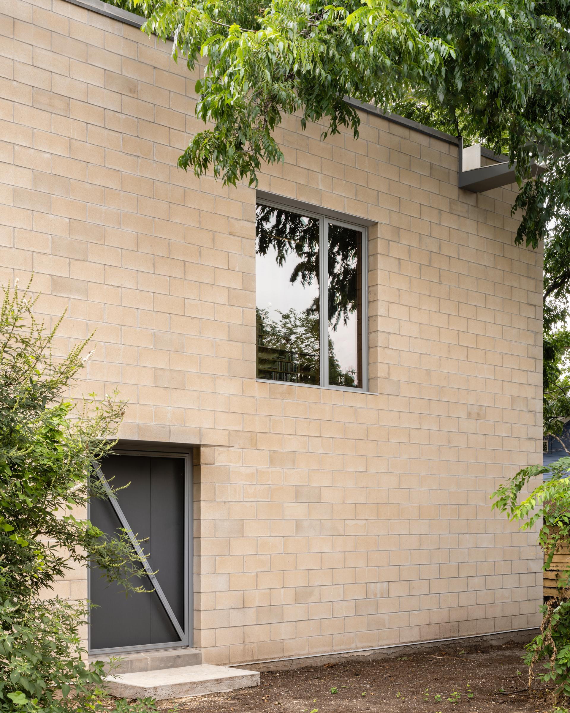 Block House - image 11