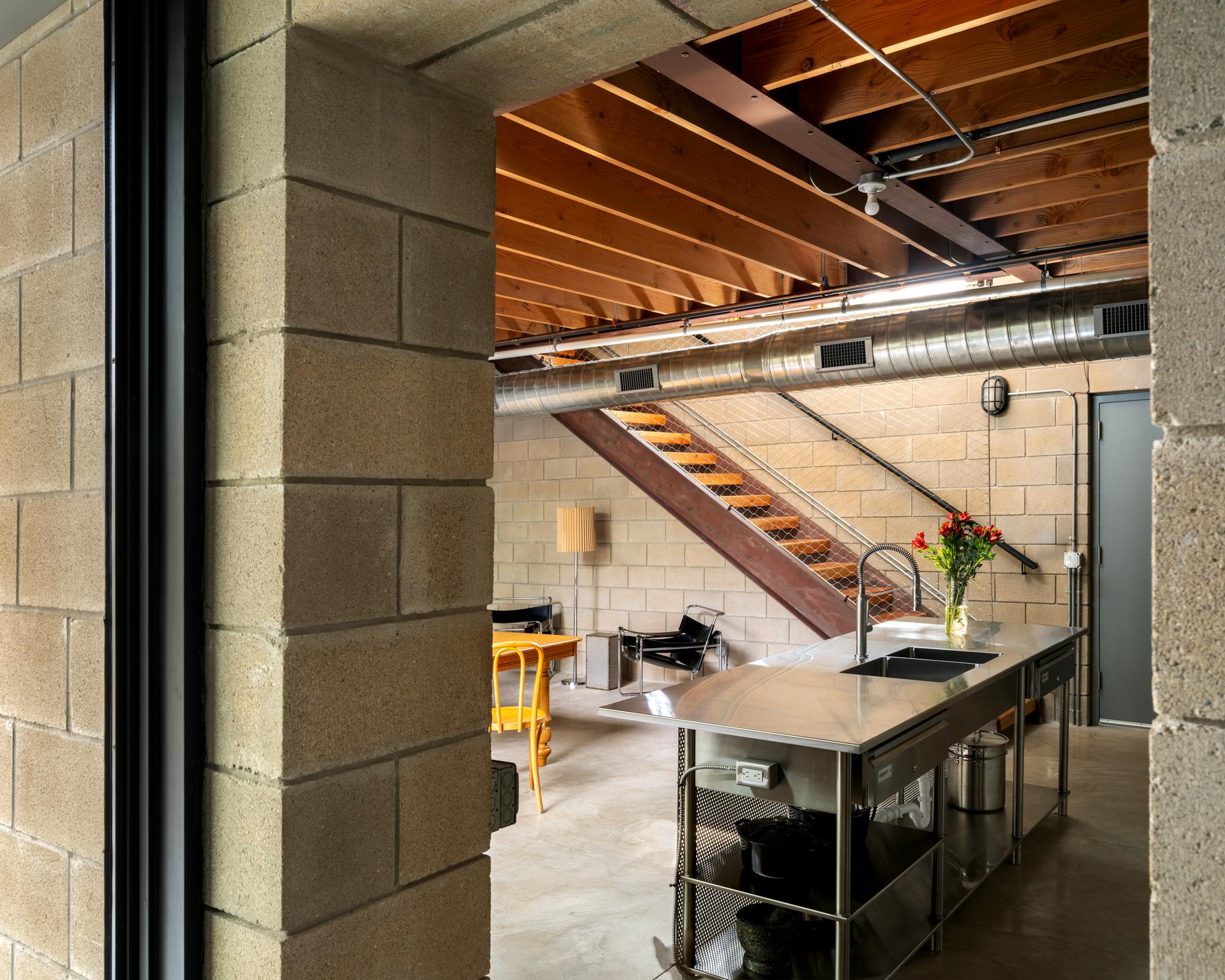 Block House - image 7
