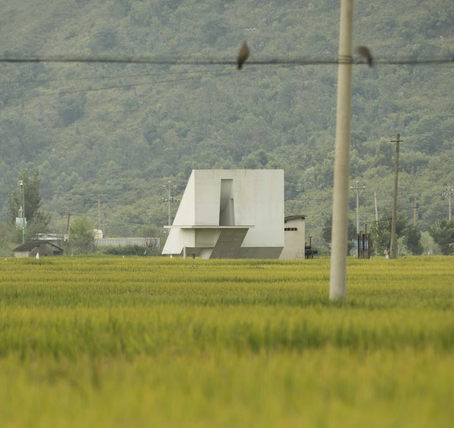 Concrete Pavilion –pumping station - image 6