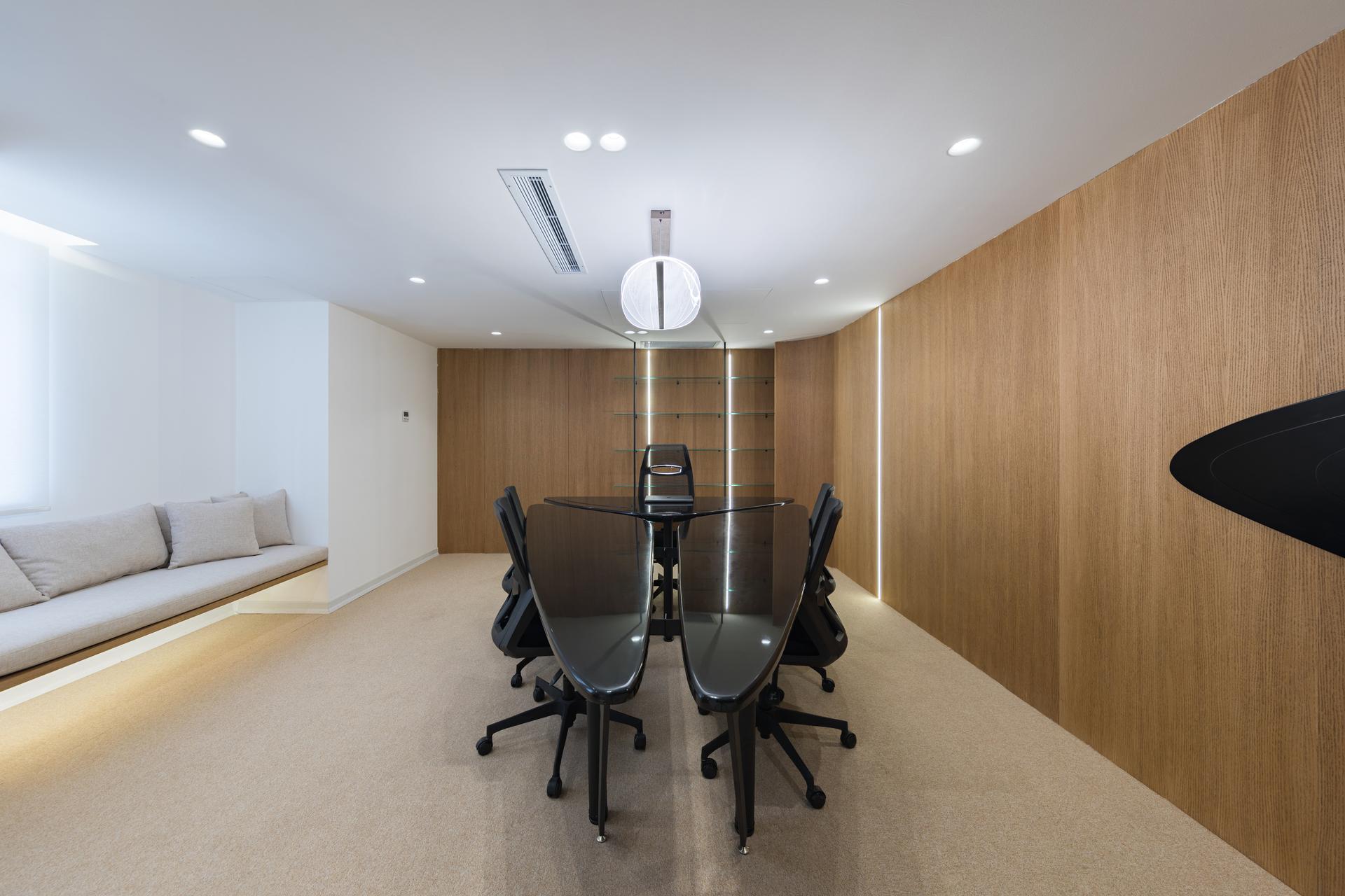 The Blue Line Apartment - image 20