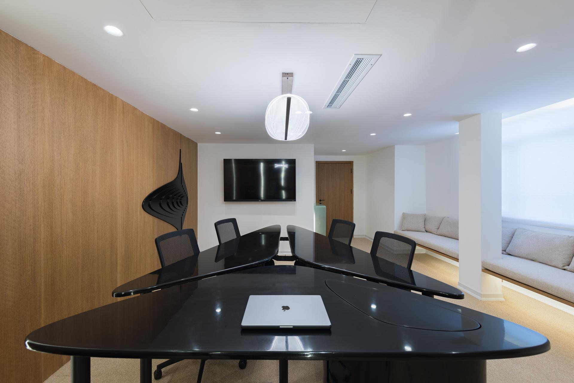 The Blue Line Apartment - image 23