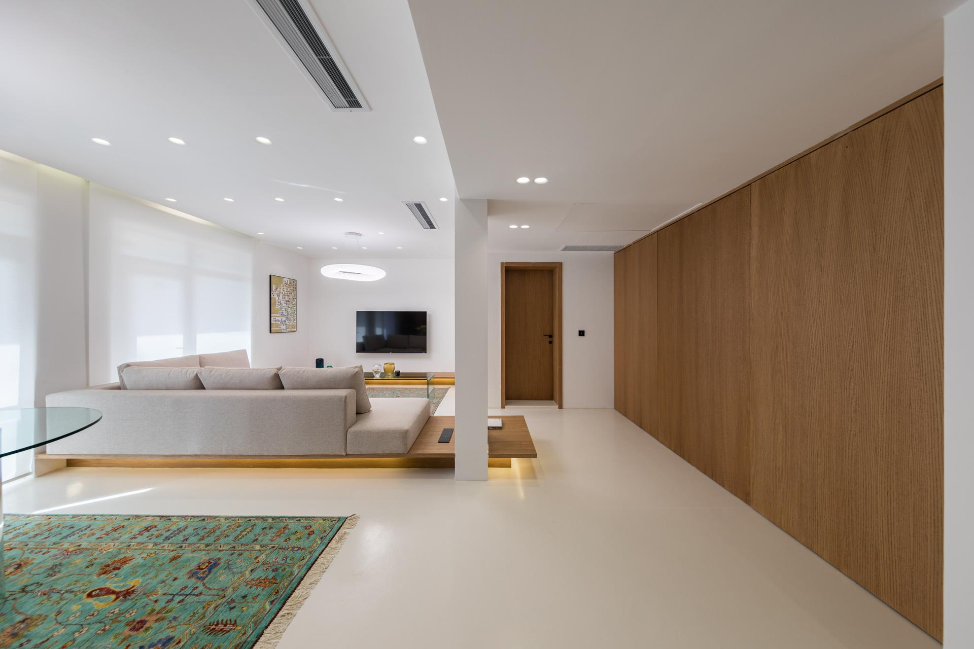 The Blue Line Apartment - image 44