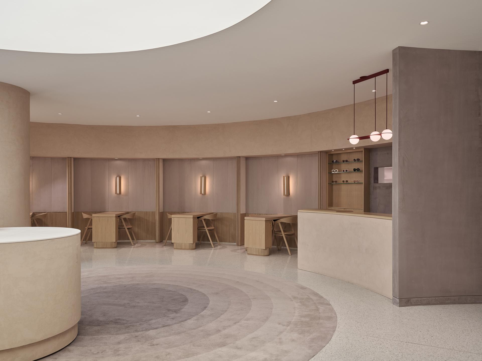 Karir Eyewear Boutique - image 5