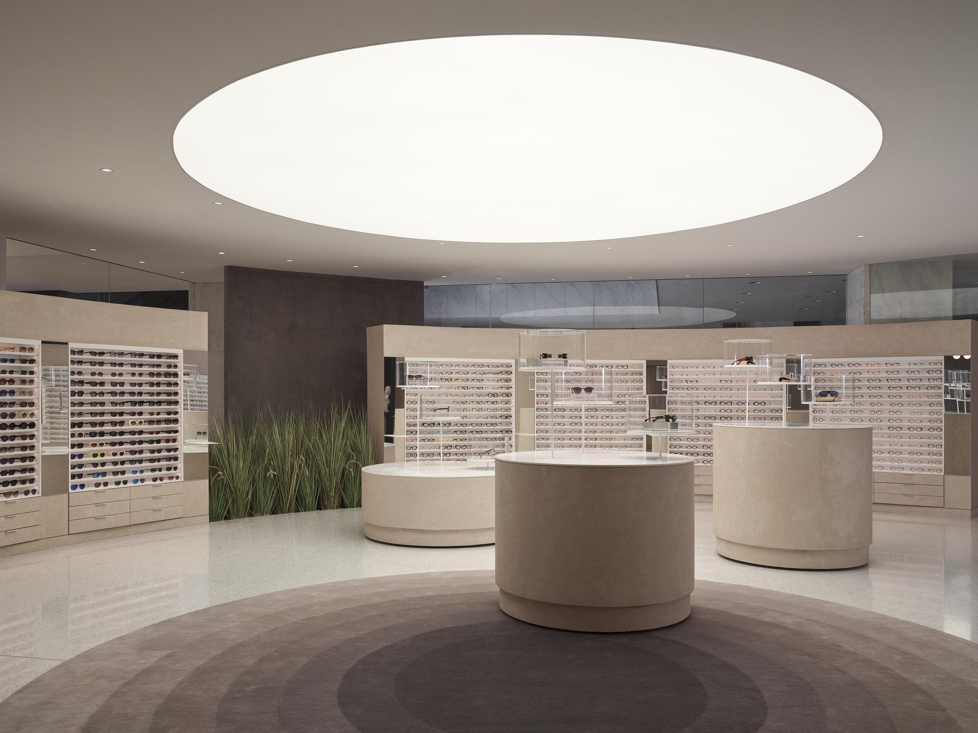 Karir Eyewear Boutique - image 4