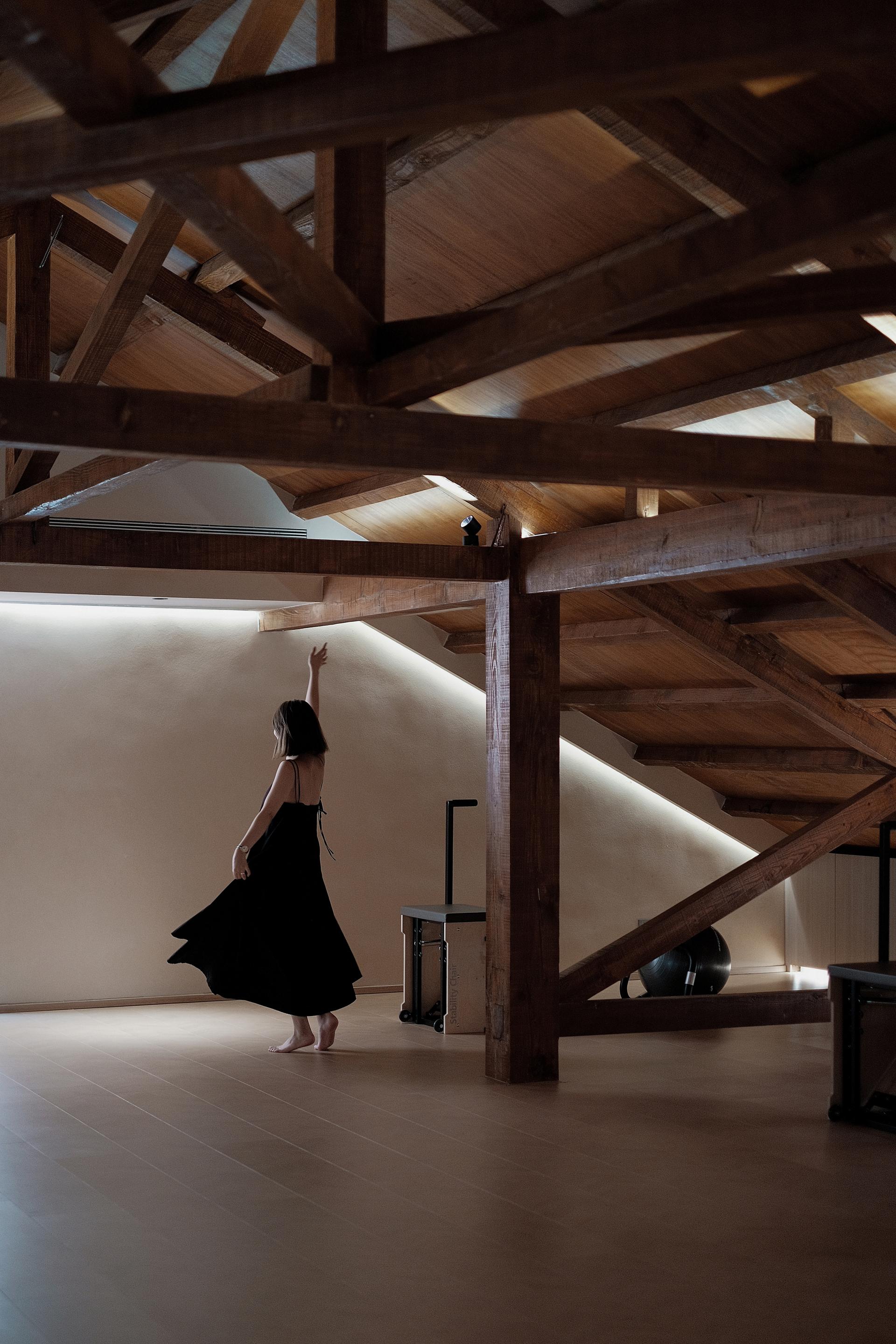 ARCH ARCH Gyrotonic Art Space