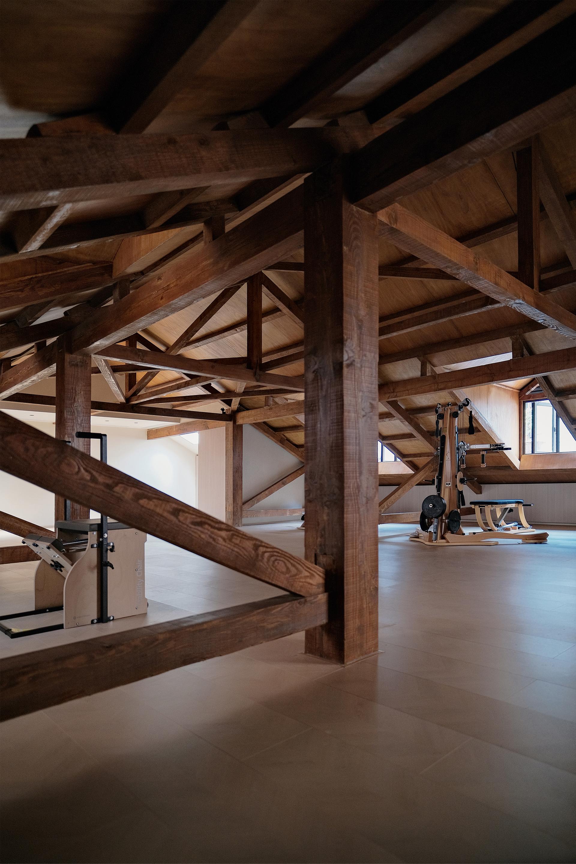 ARCH ARCH Gyrotonic Art Space - image 16