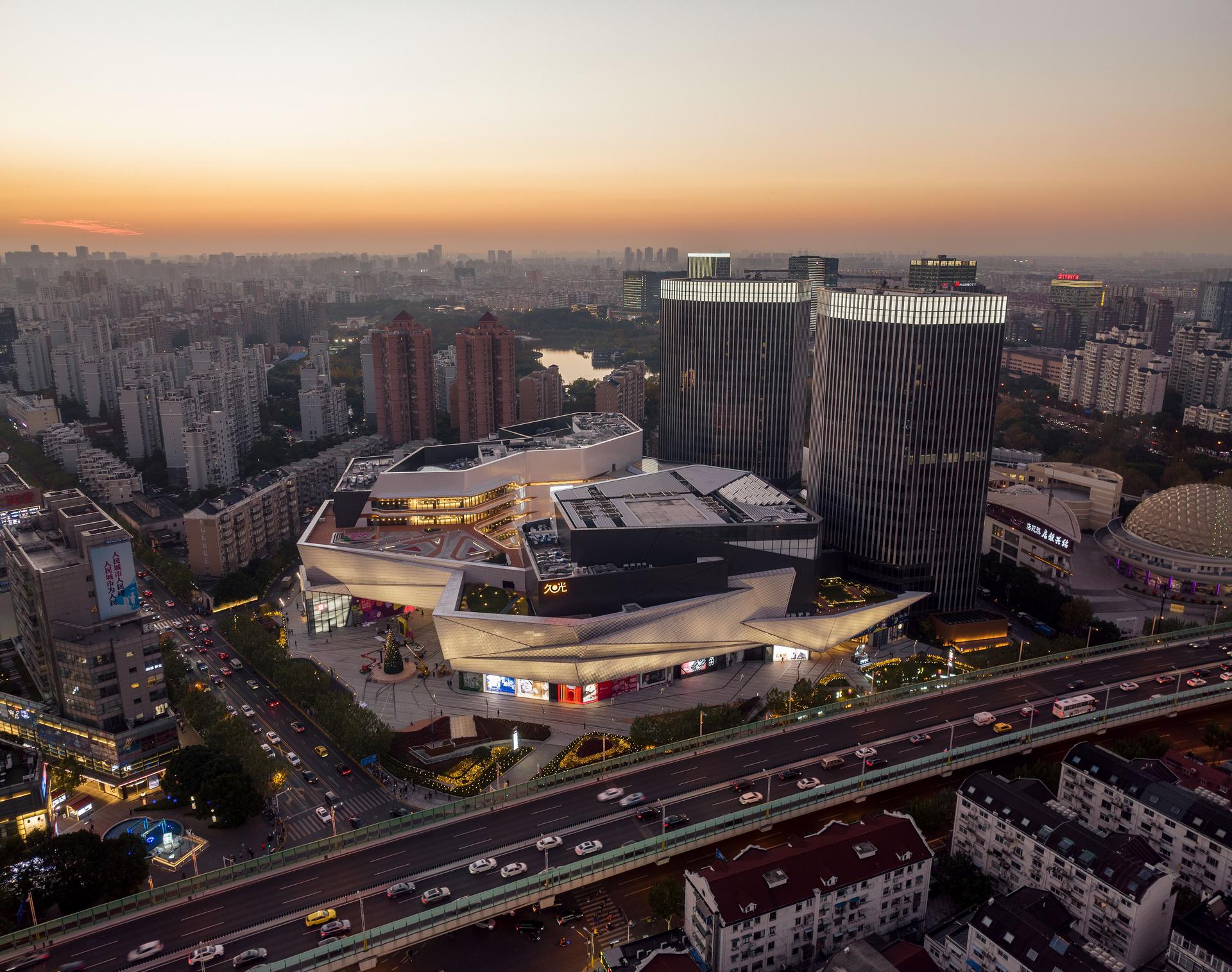 Shanghai jiuguang center - image 12