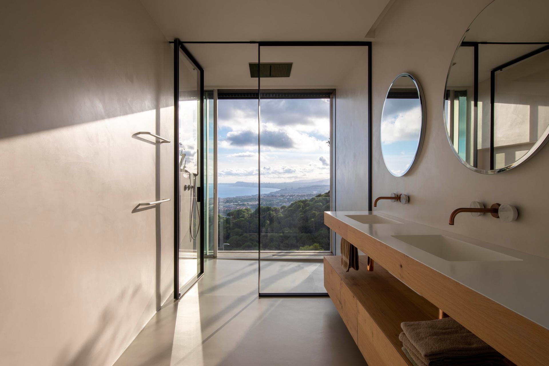 Barcelona House - image 13