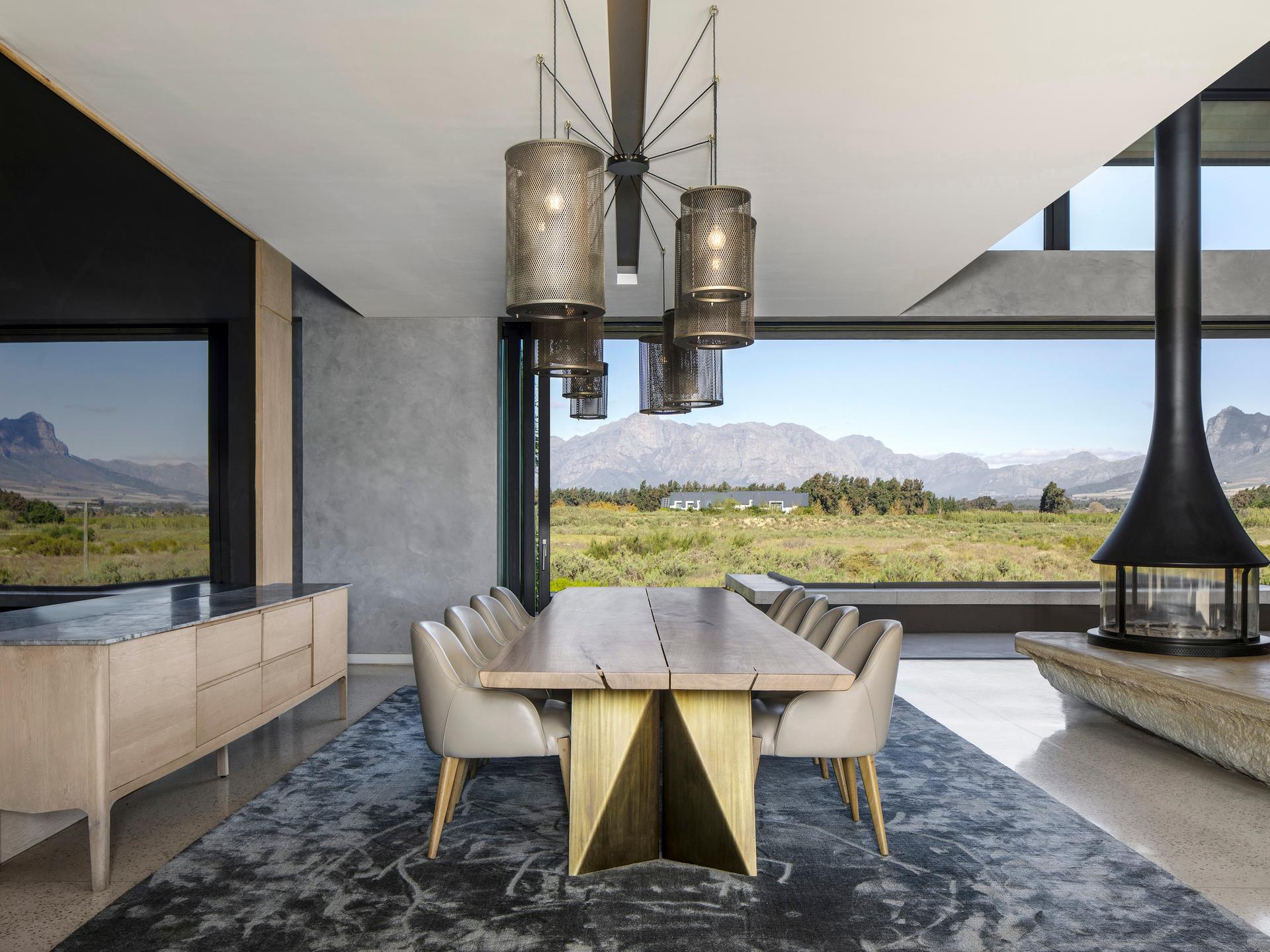 Winelands Villa - image 10