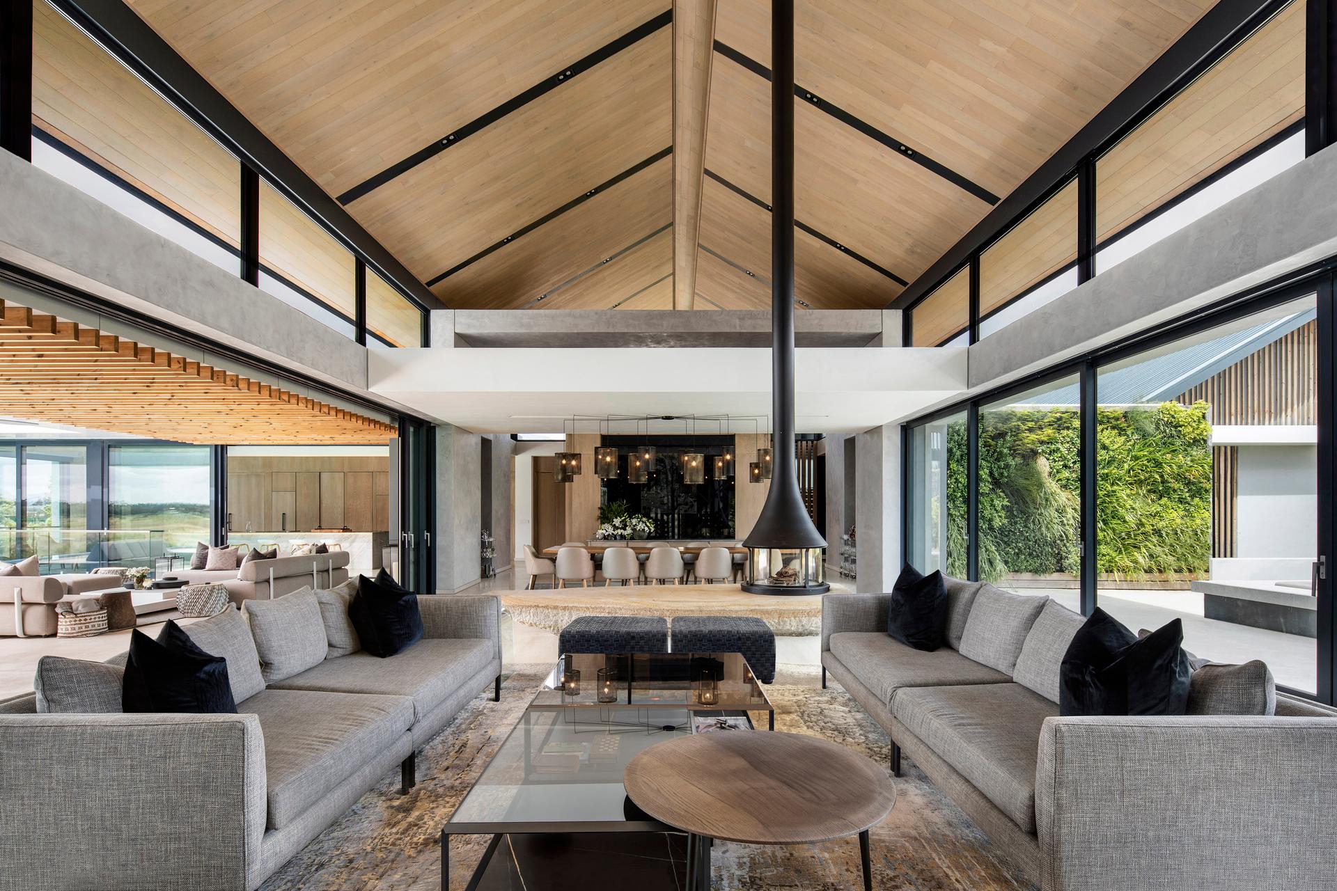 Winelands Villa - image 12