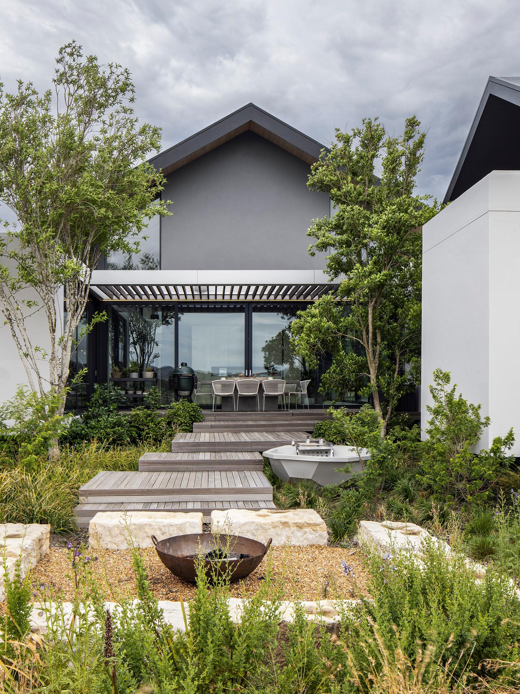Winelands Villa - image 17