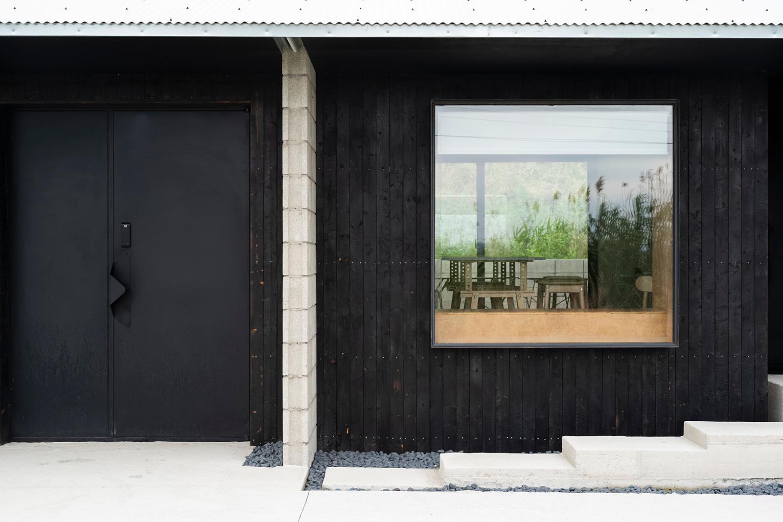 Sumui House - image 25