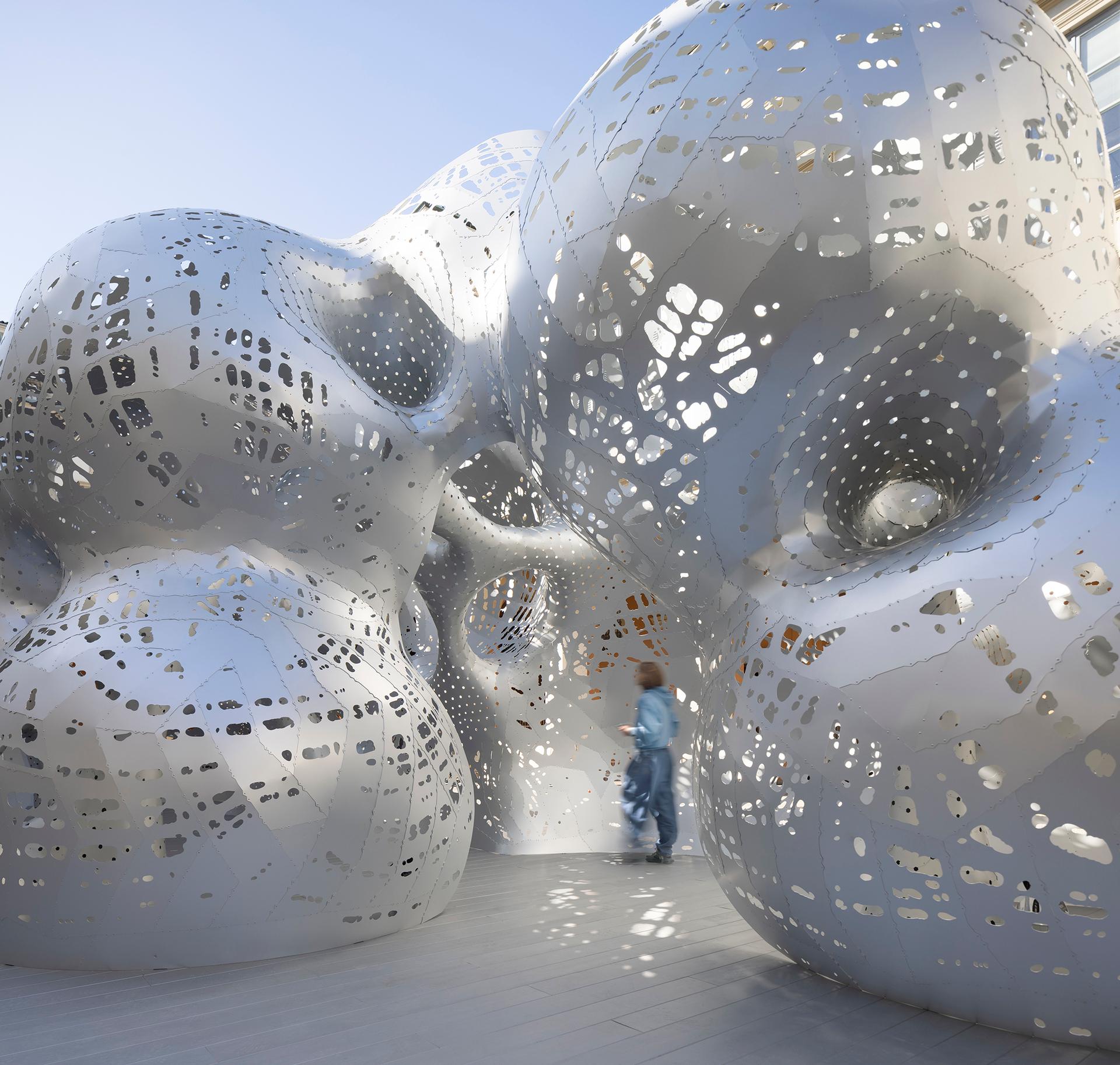 Louis Vuitton - Pavilion Nomad - image 4