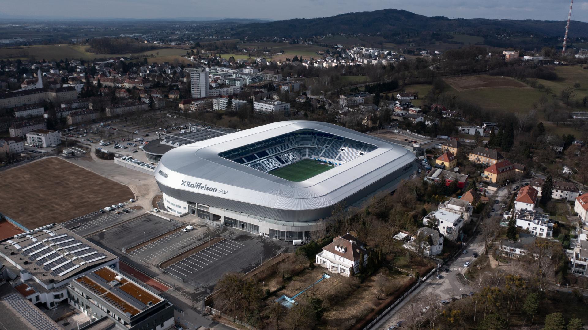 Raiffeisen Arena Linz - image 12
