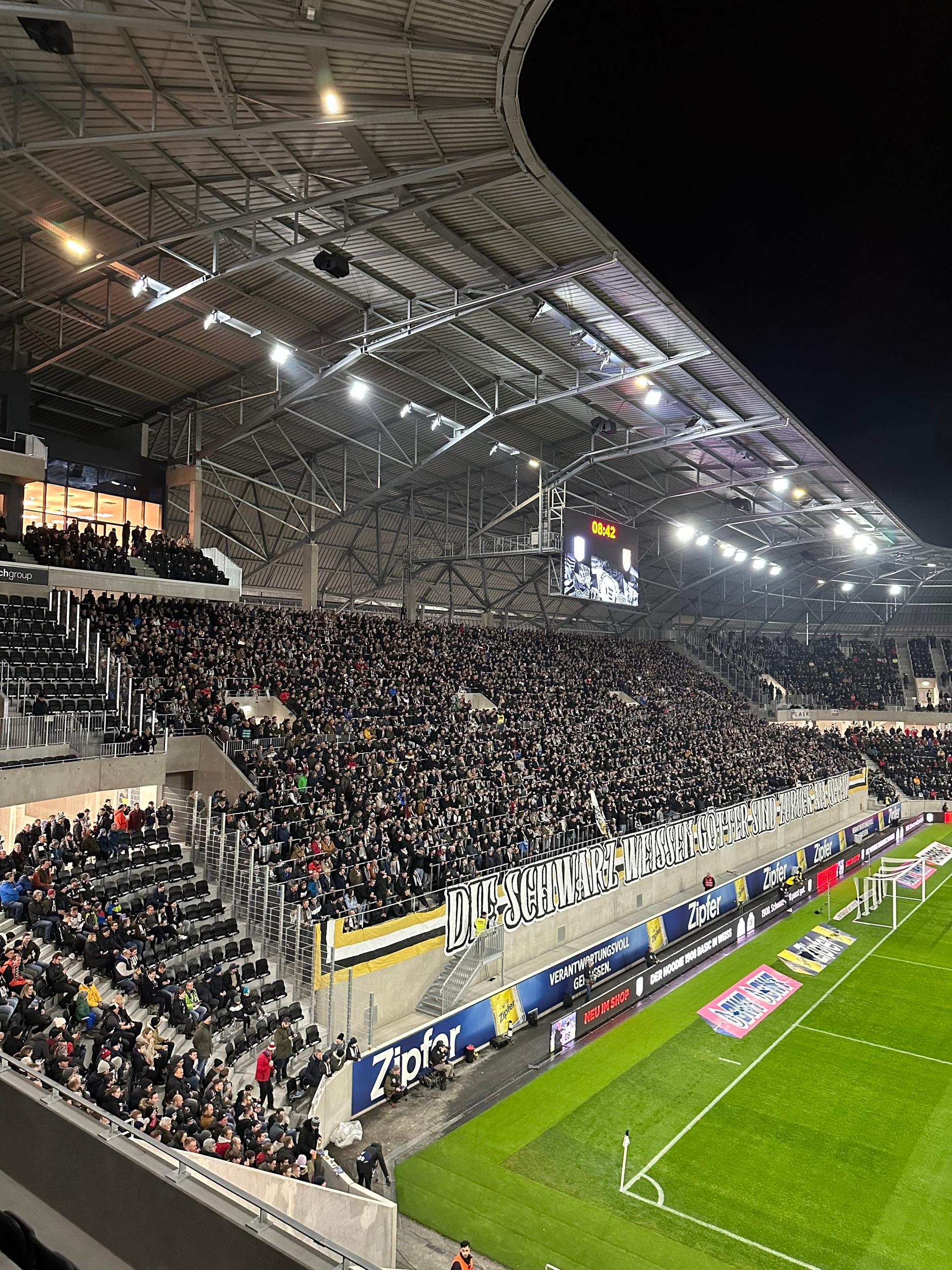 Raiffeisen Arena Linz - image 4