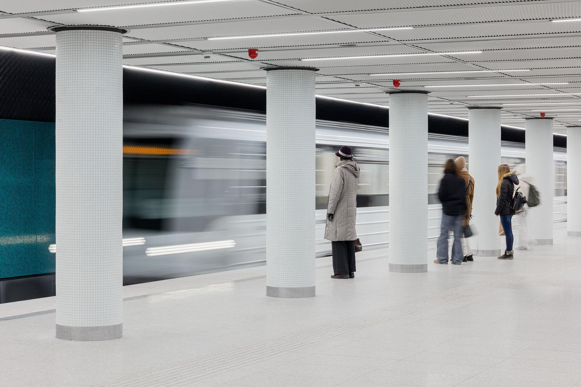 Budapest M3 Deák Ferenc tér Metro Station Renewal - image 2