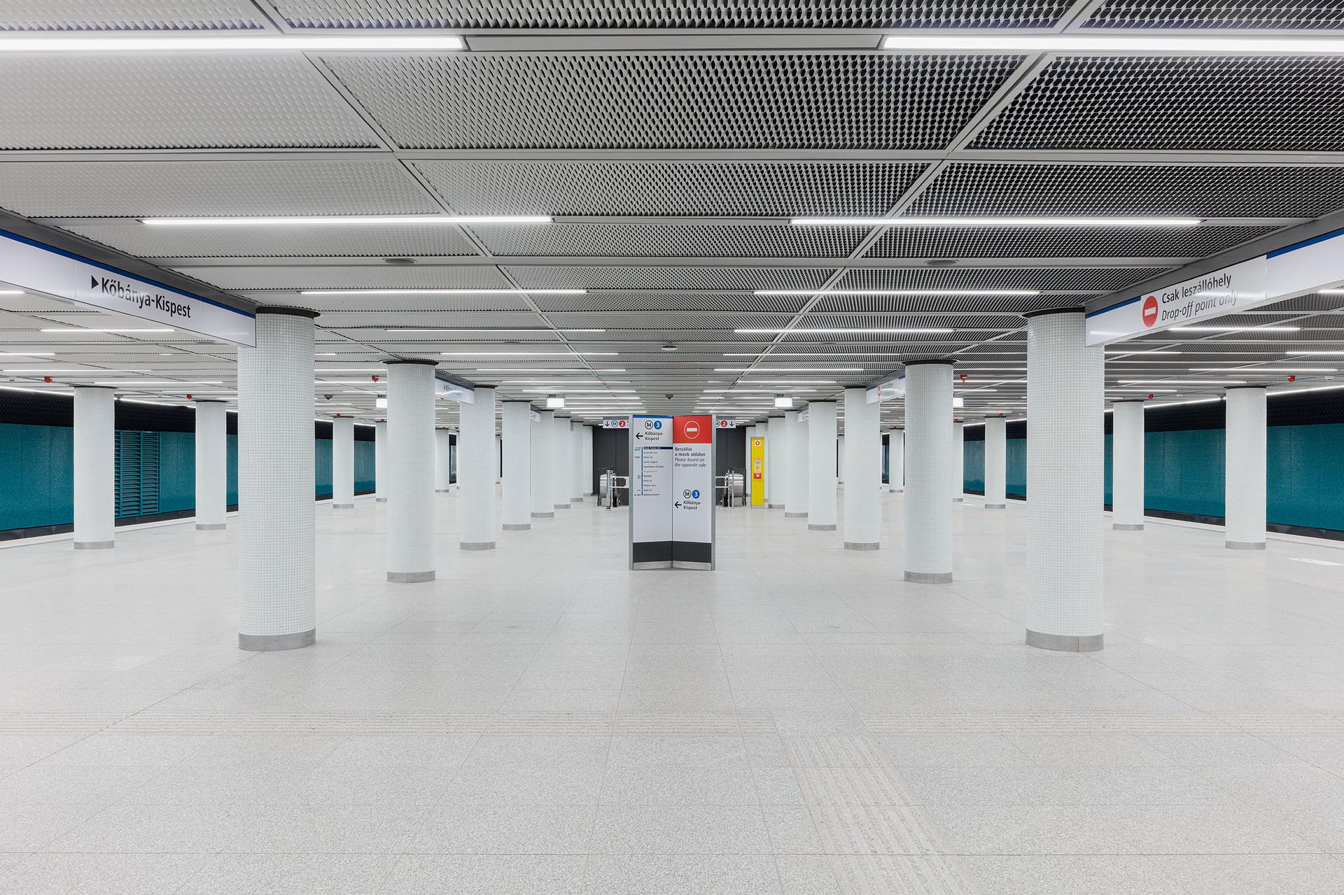 Budapest M3 Deák Ferenc tér Metro Station Renewal - image 7