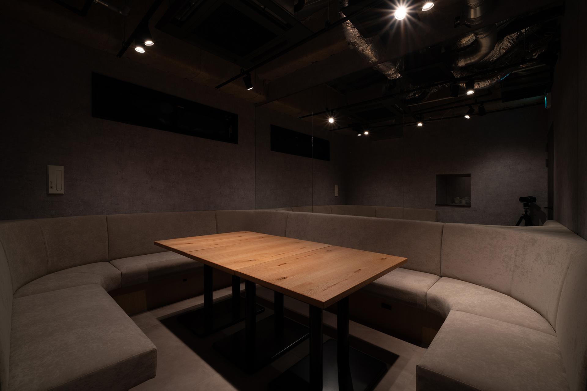 Junno's Table - image 8