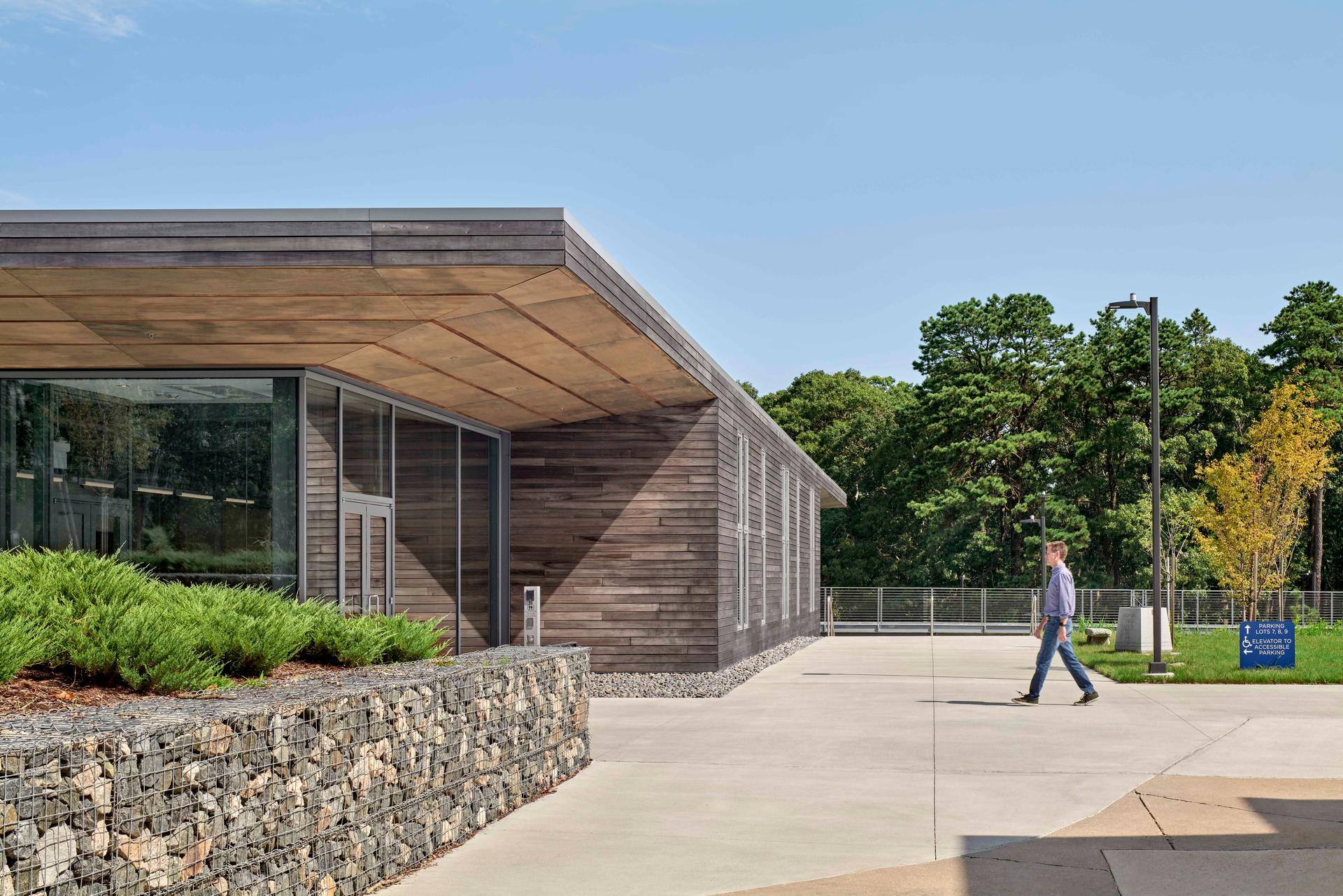 Cape Cod Community College, Frank and Maureen Wilkens Science and Engineering Center - image 11