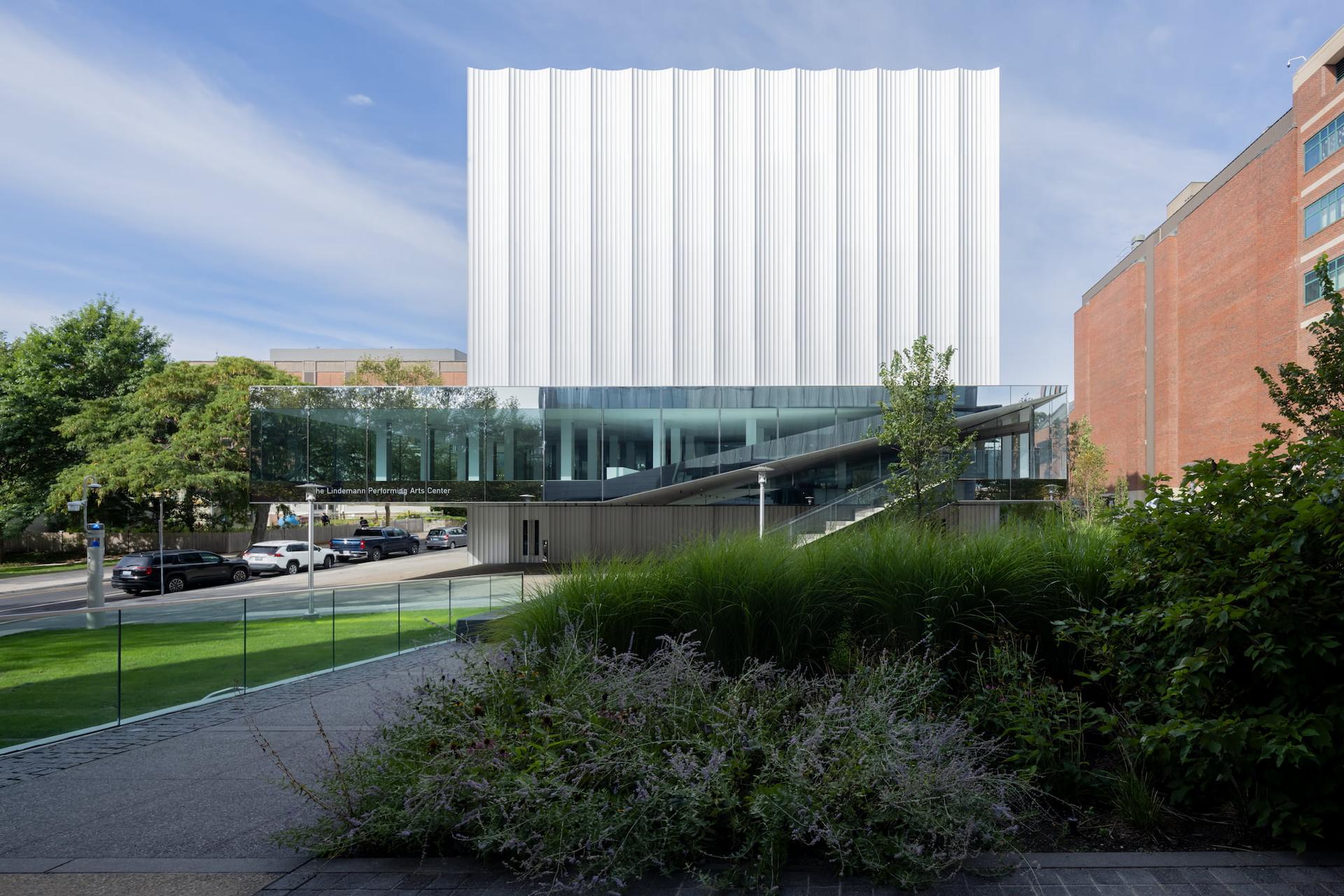 The Lindemann Performing Arts Center at Brown University - image 7